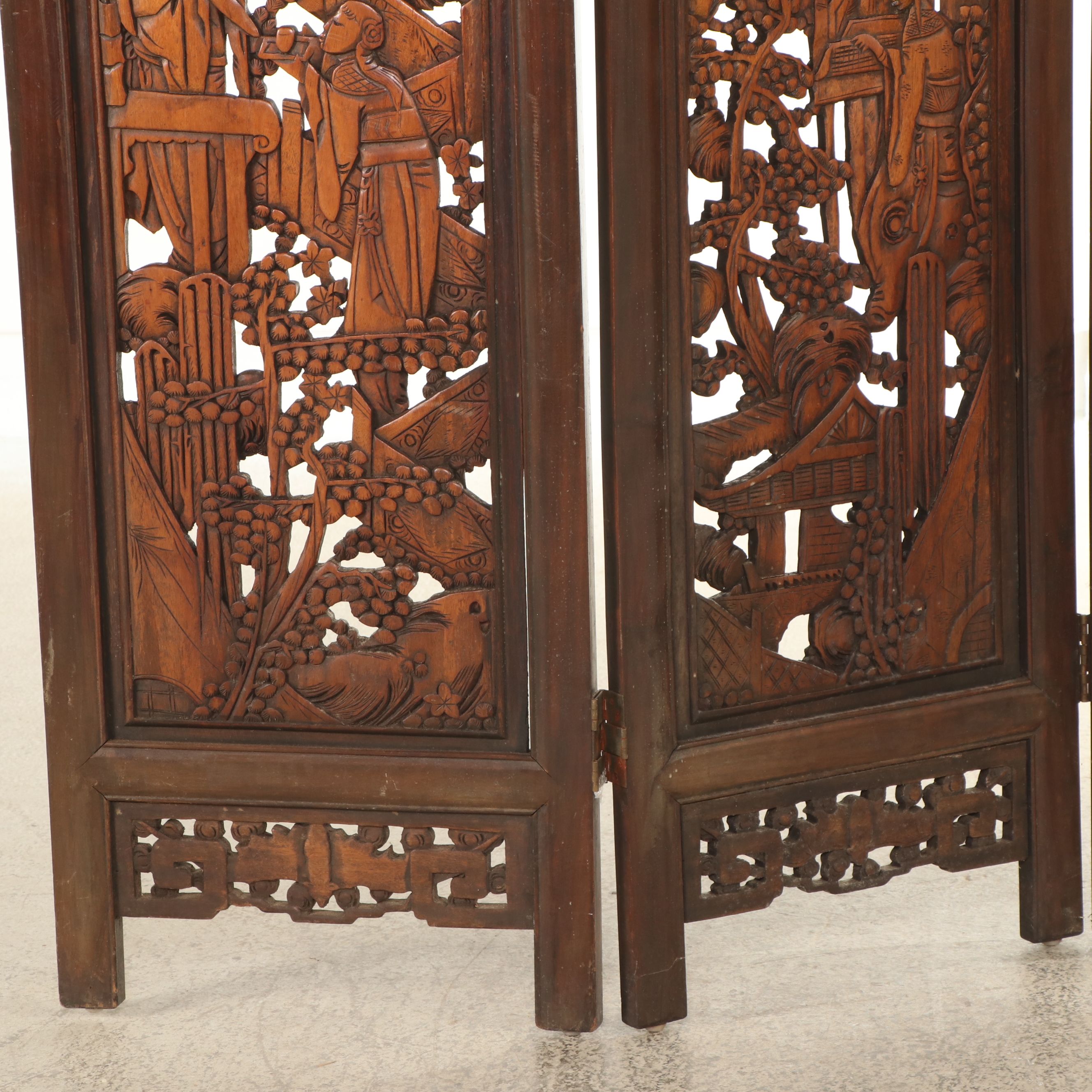 Chinese Reticulated Carved Wood Four-Panel Room Screen