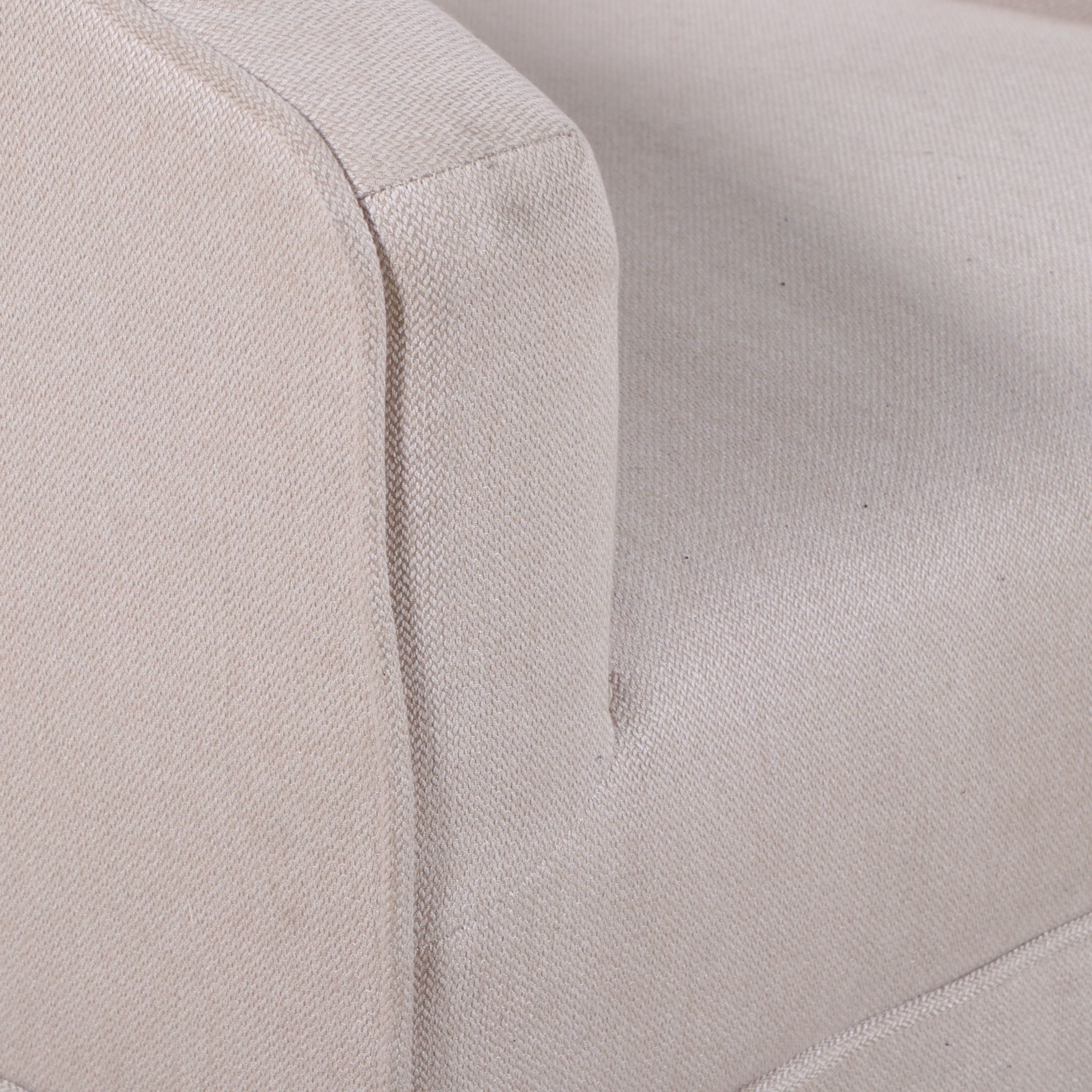 Contemporary Sirio Upholstered Armchair with Ottoman