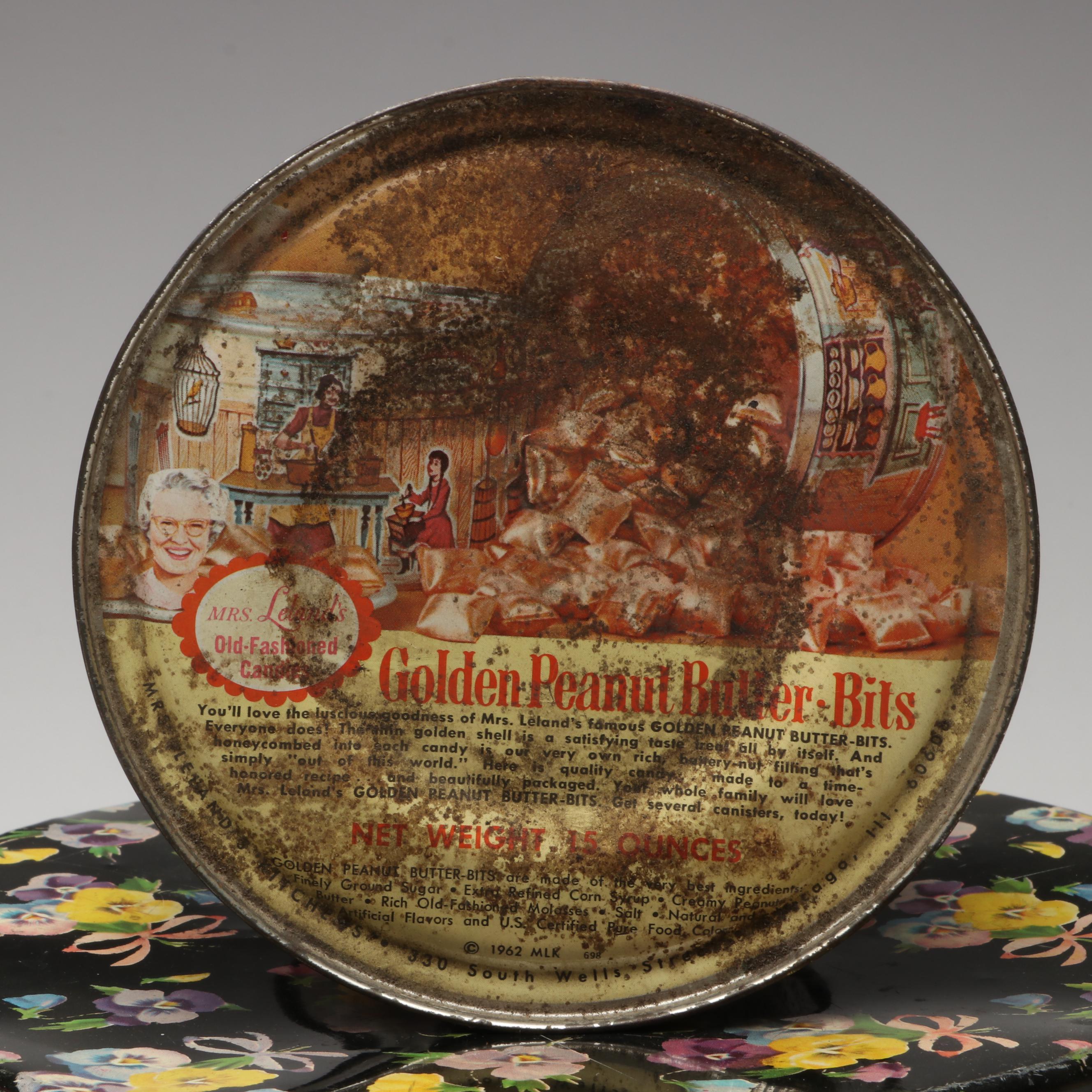 Metal, Plastic and Other Vintage Buttons