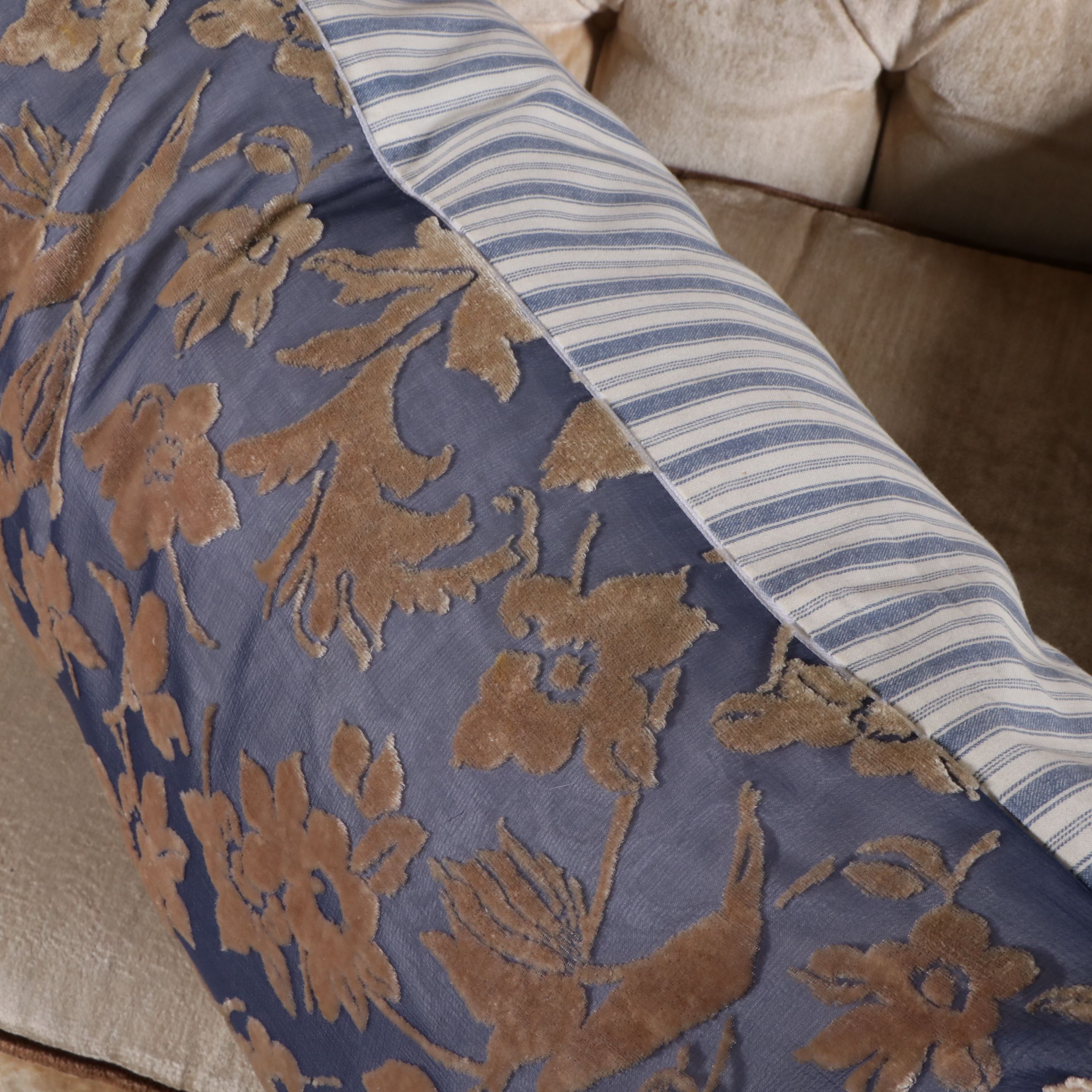 Hollywood Regency Button-Tufted Velour Upholstered Loveseat, Mid-20th Century