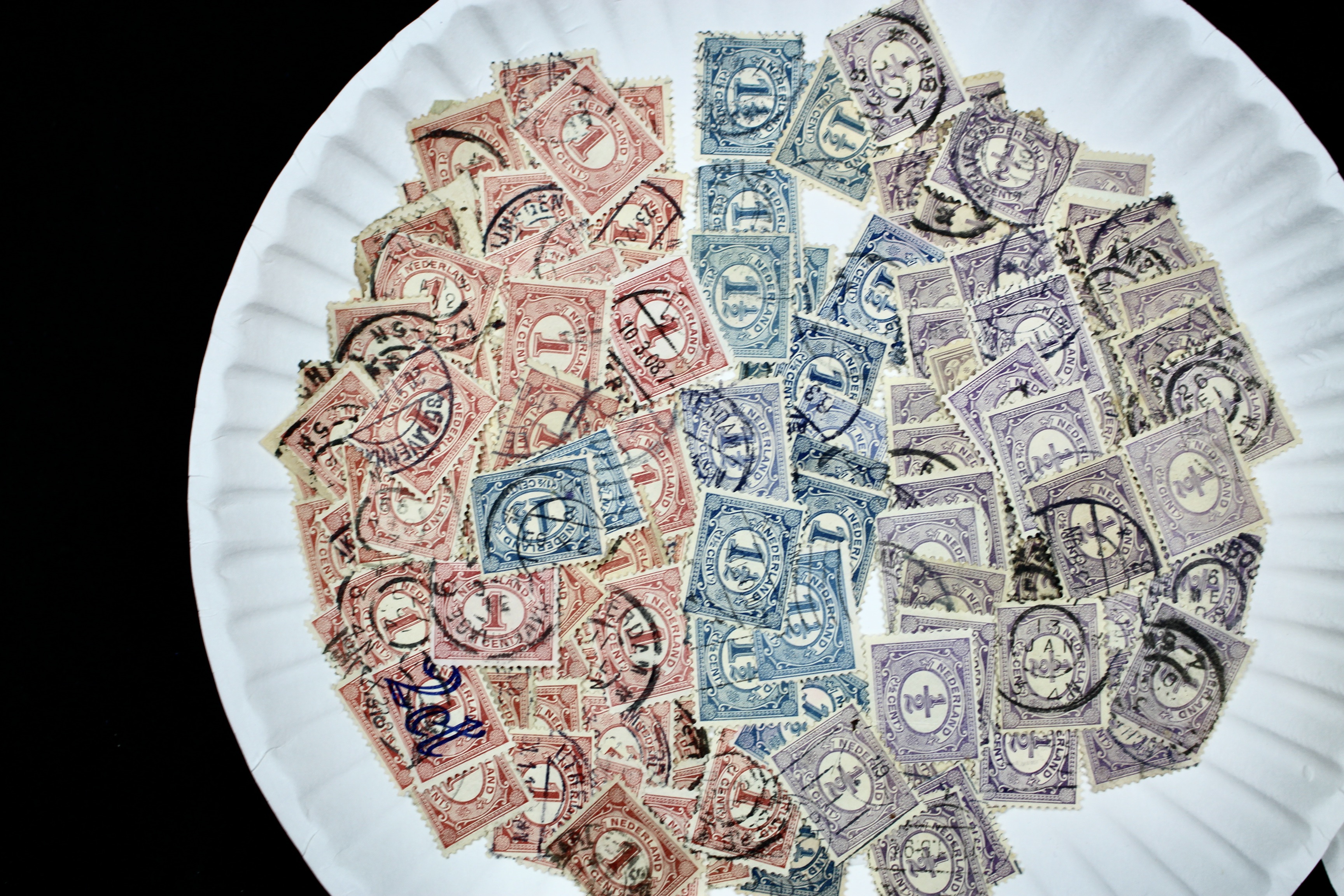 Large World-Wide Collection of 5,000 to 10,000 Postage Stamps