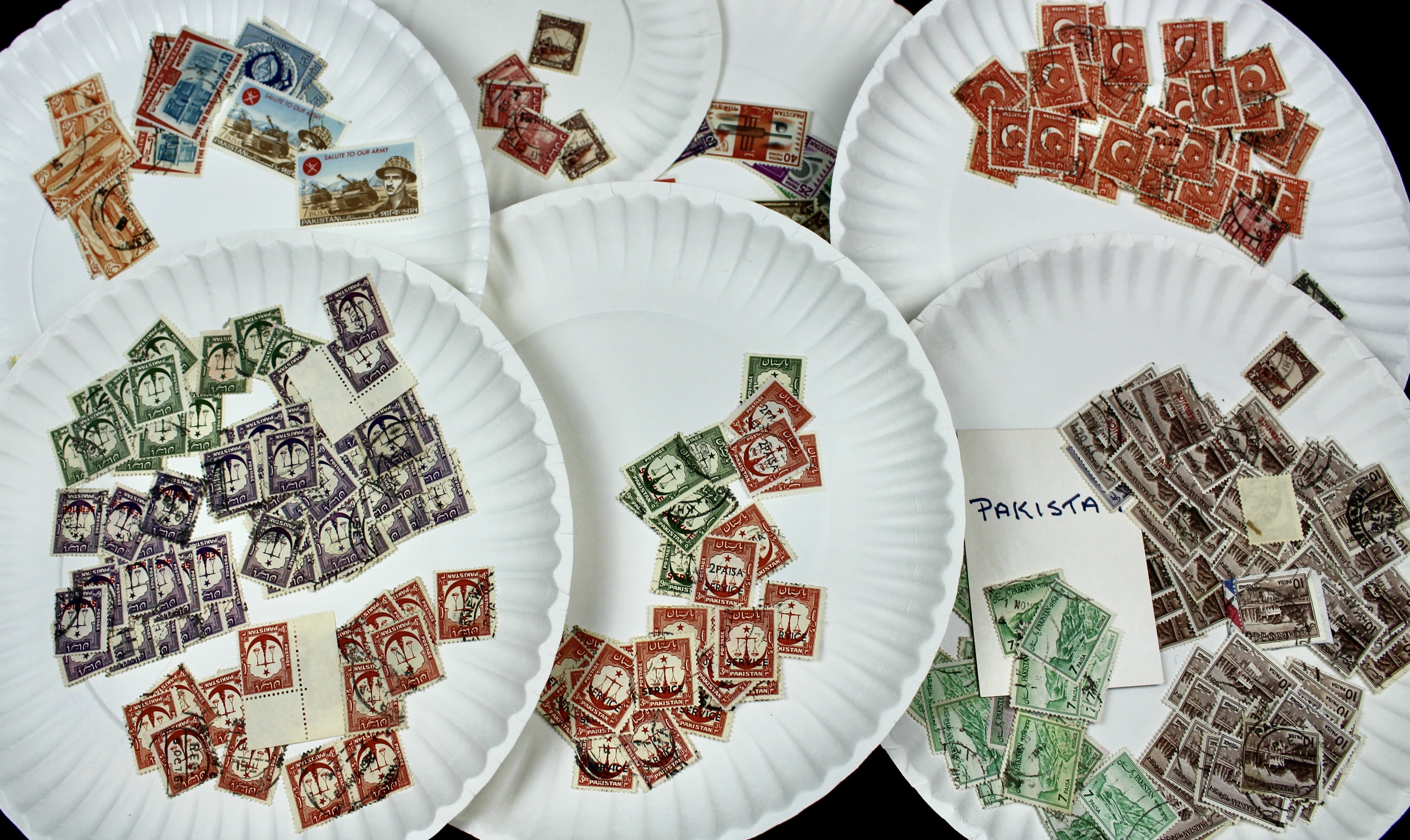 Large World-Wide Collection of 5,000 to 10,000 Postage Stamps