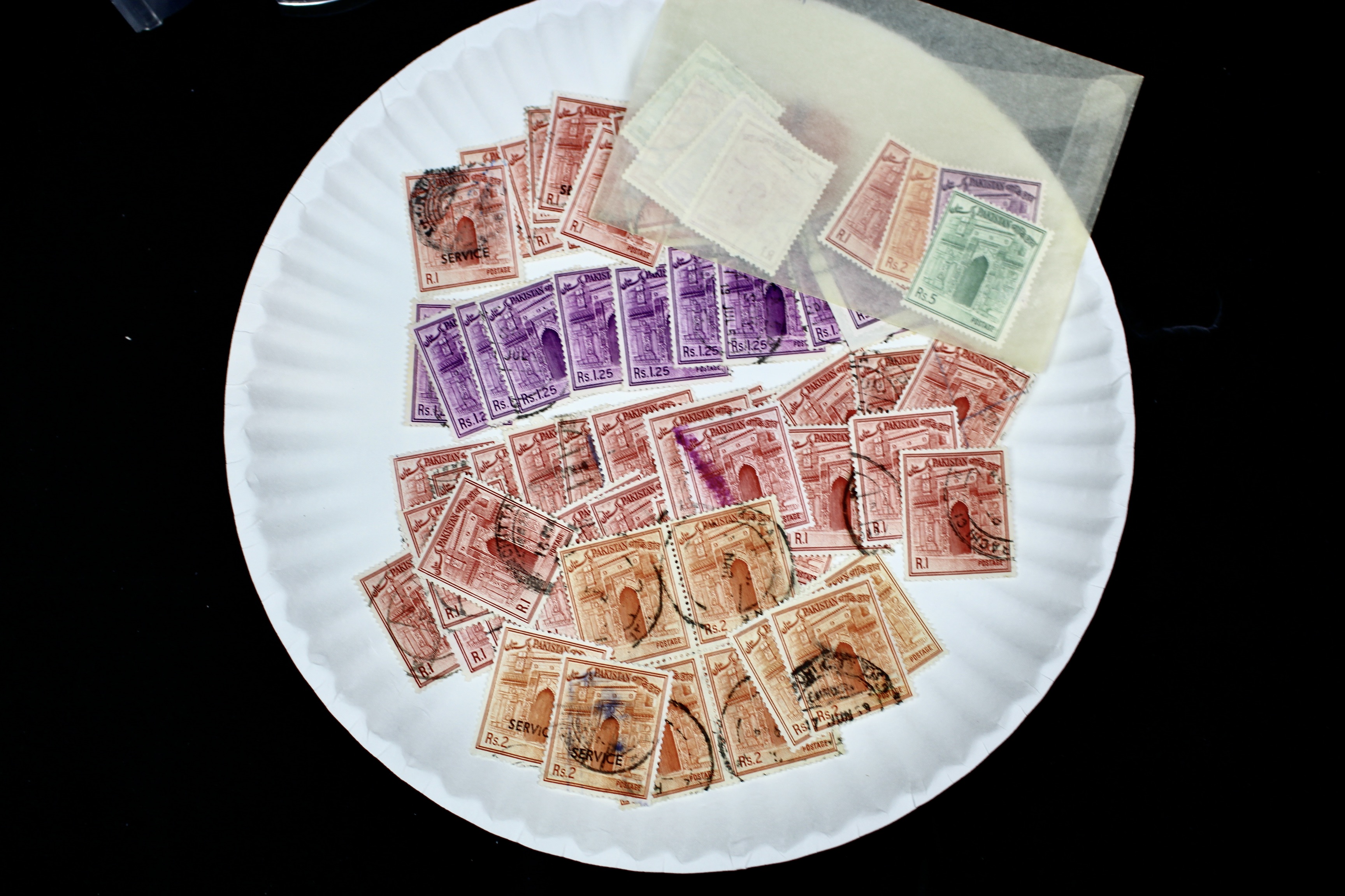 Large World-Wide Collection of 5,000 to 10,000 Postage Stamps