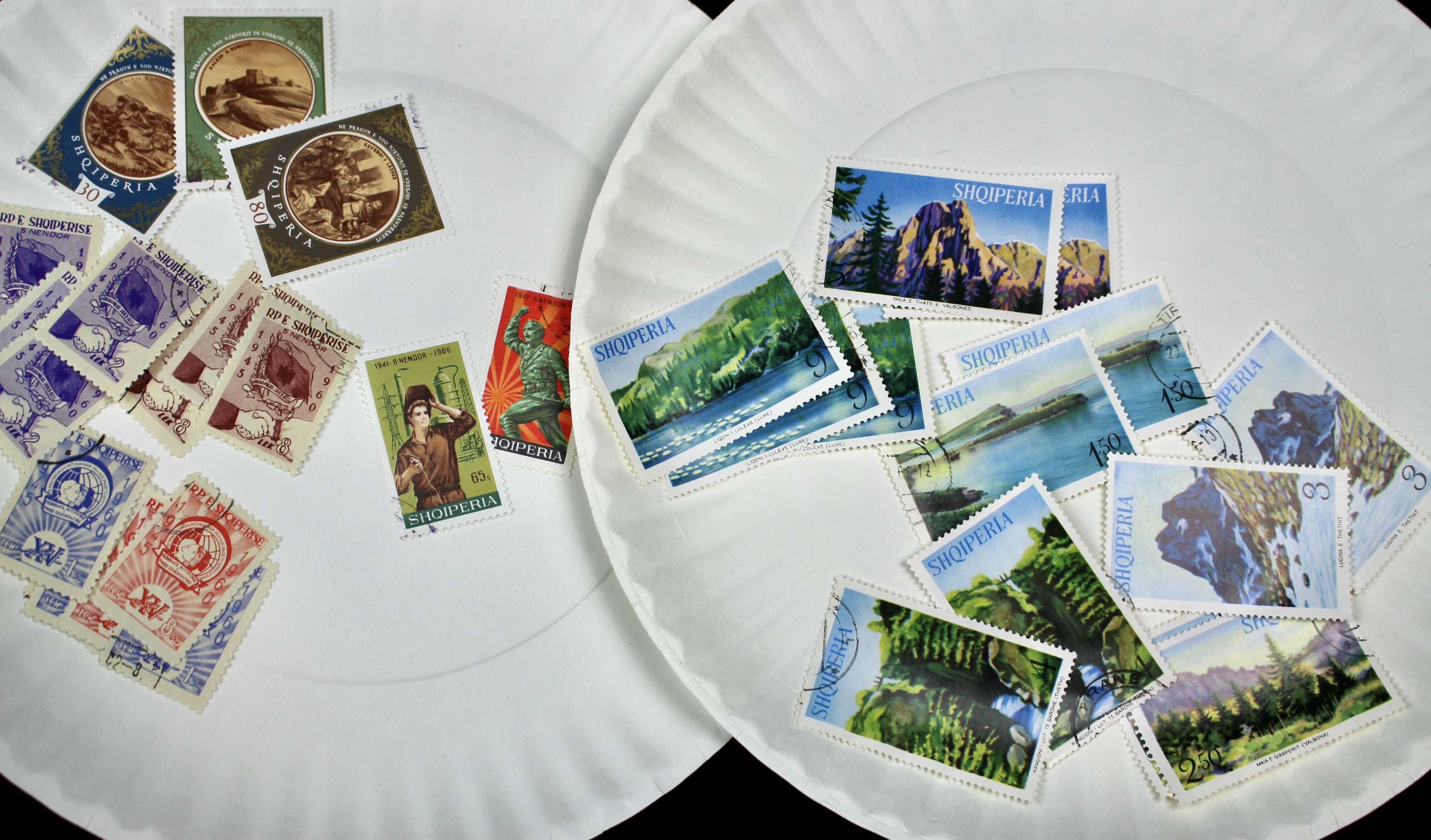 Large World-Wide Collection of 5,000 to 10,000 Postage Stamps