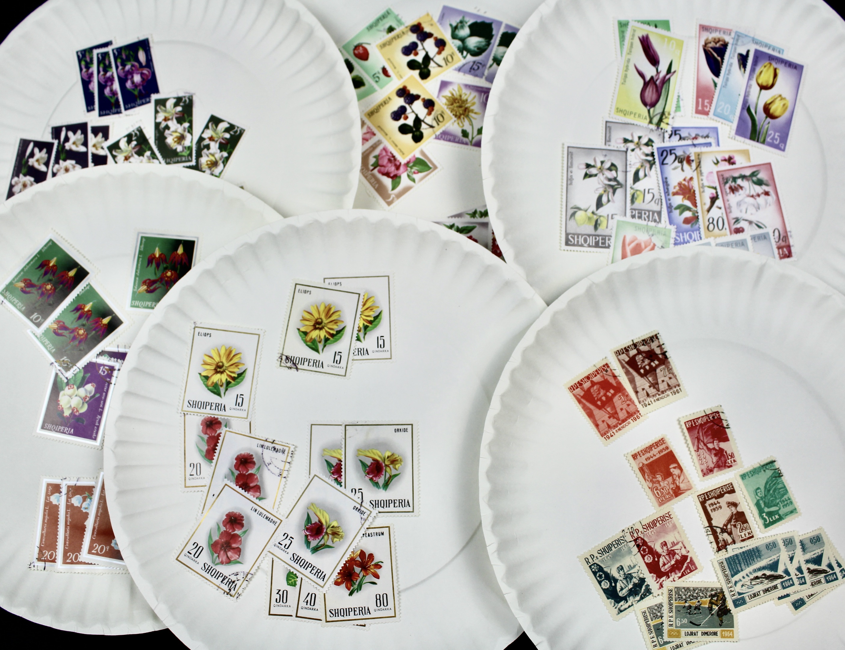 Large World-Wide Collection of 5,000 to 10,000 Postage Stamps