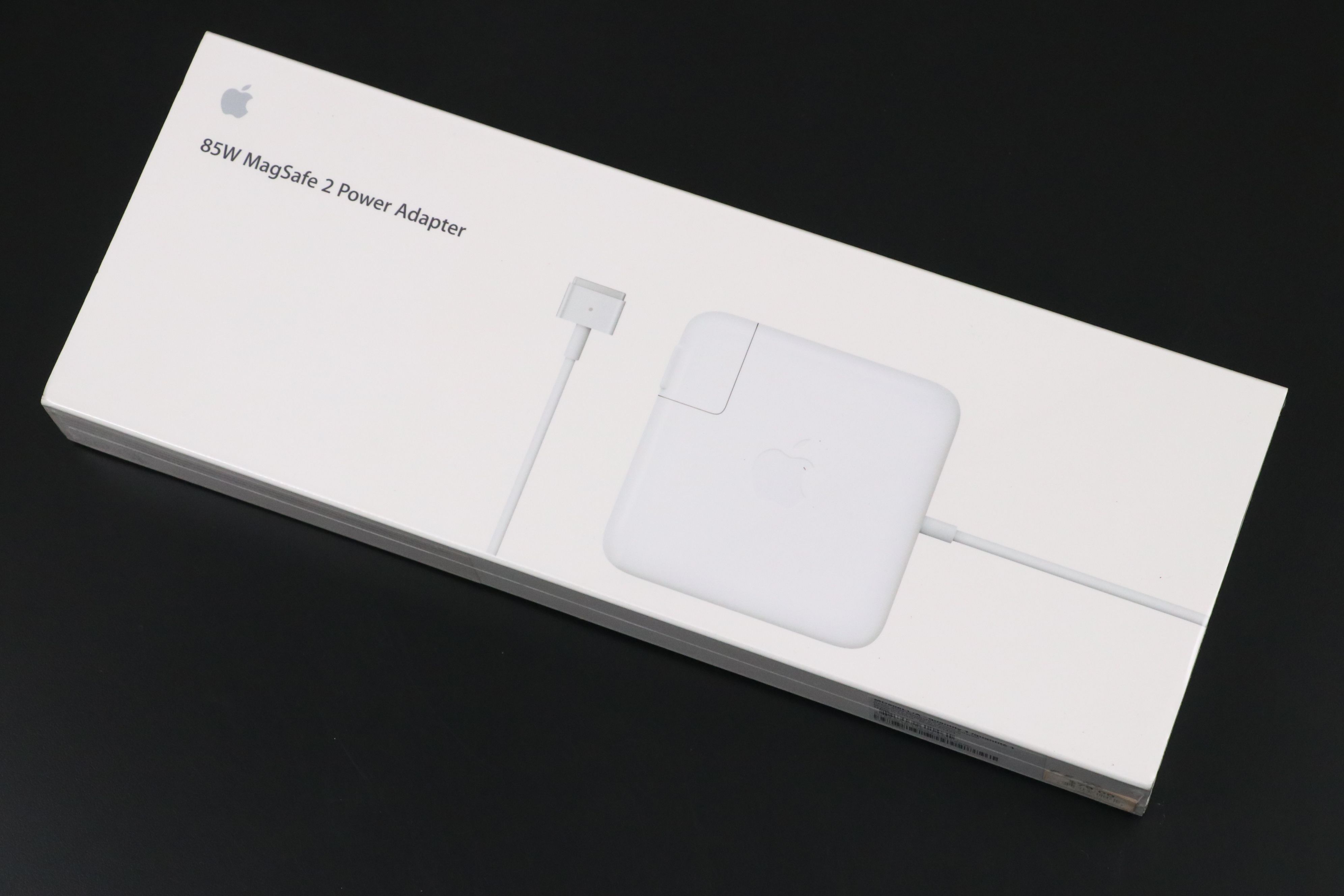 Apple Magic Keyboard, 85W MagSafe 2 Power Adapter and EarPods