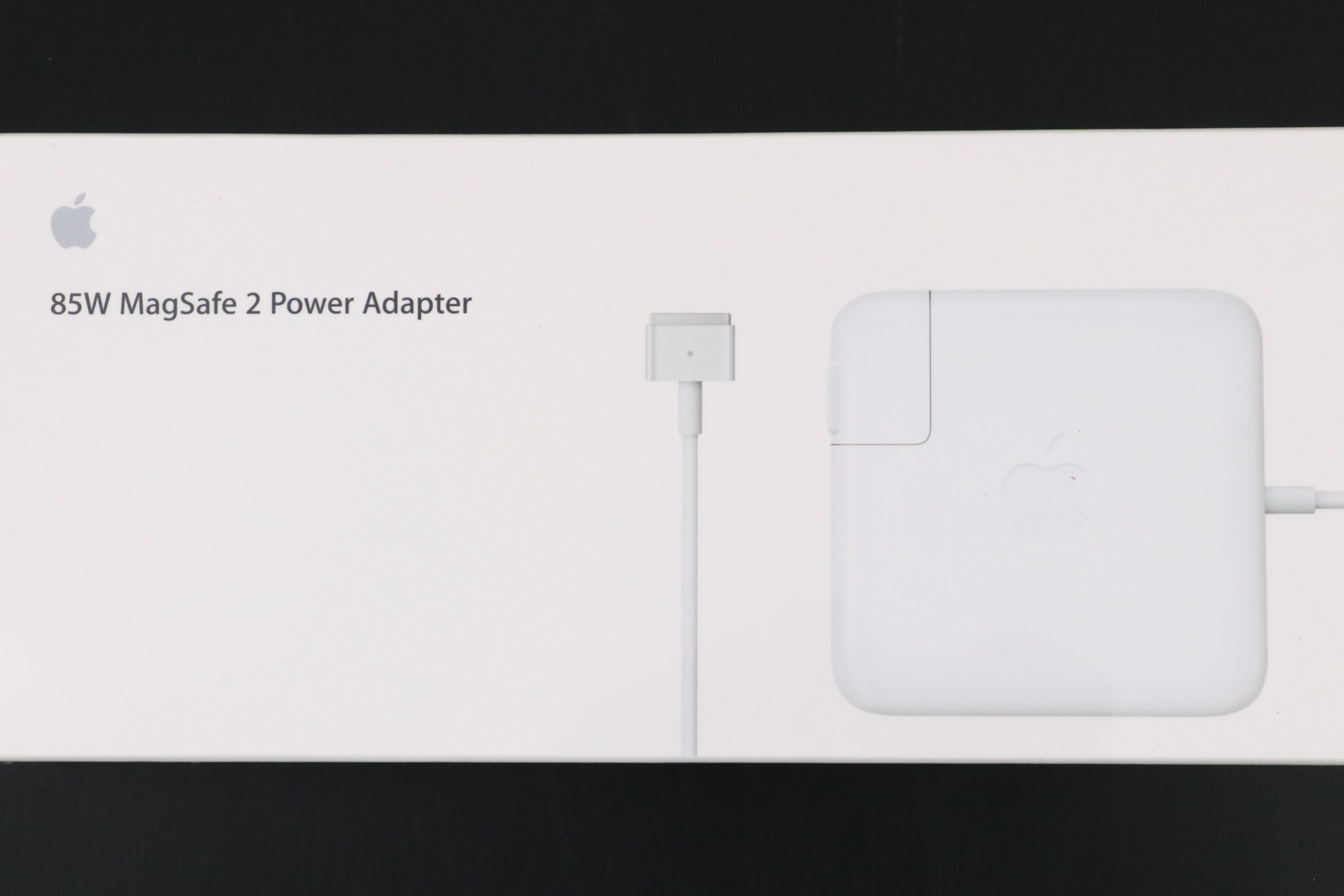 Apple Magic Keyboard, 85W MagSafe 2 Power Adapter and EarPods