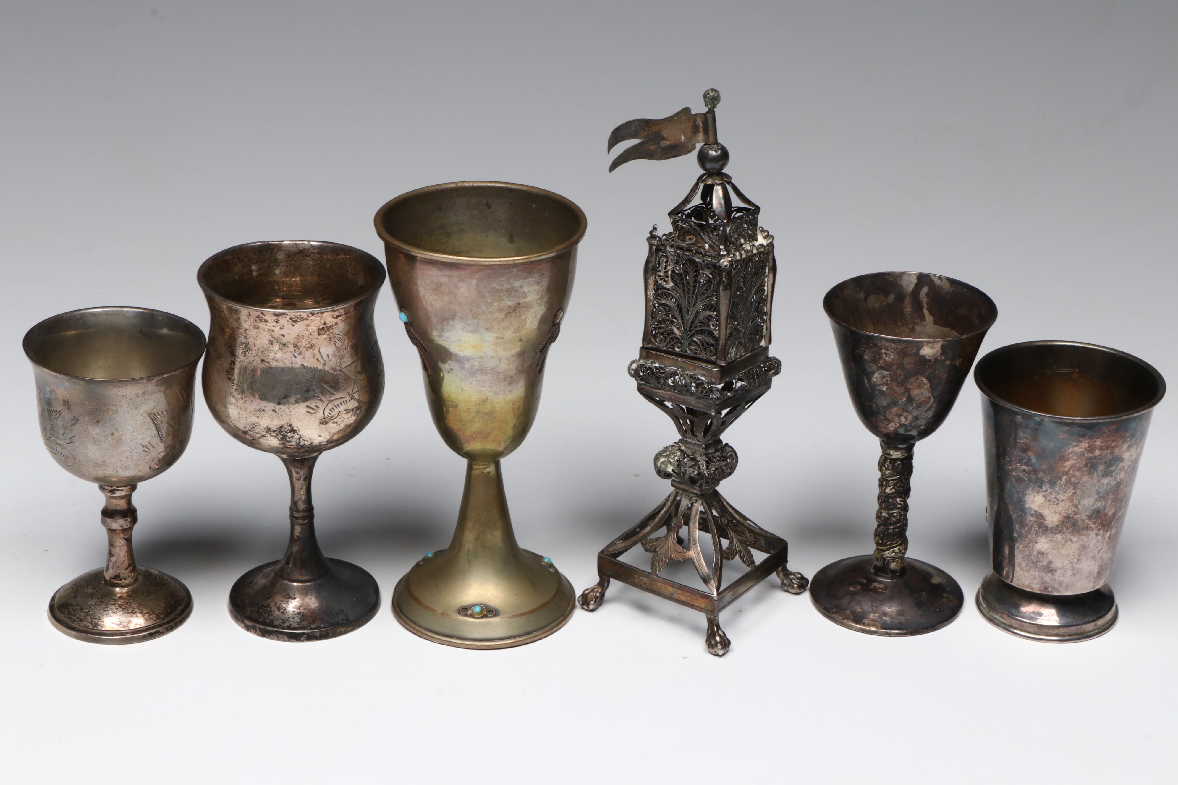 Havdalah Silver Filigree Spice Tower with Kiddush Cups