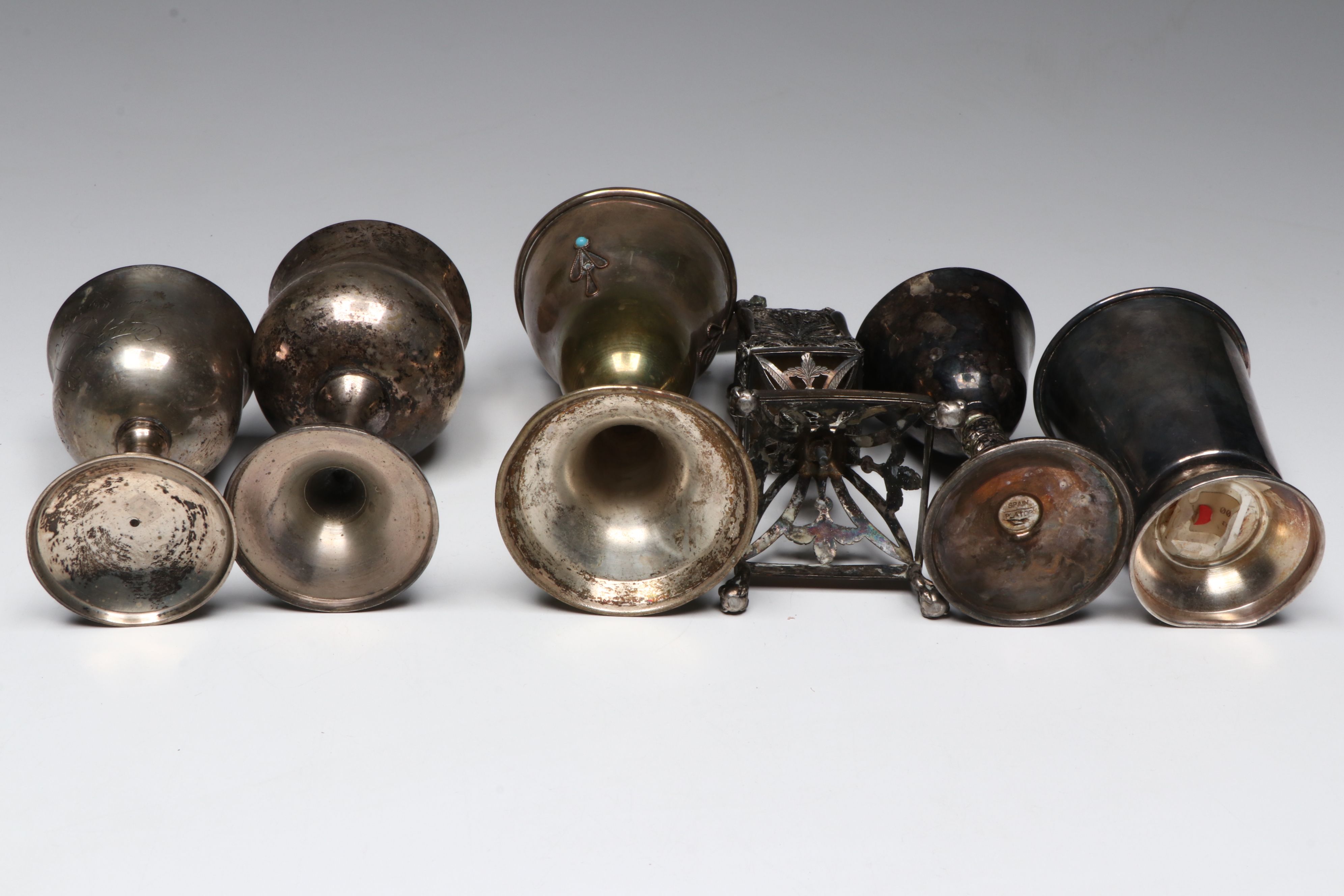 Havdalah Silver Filigree Spice Tower with Kiddush Cups