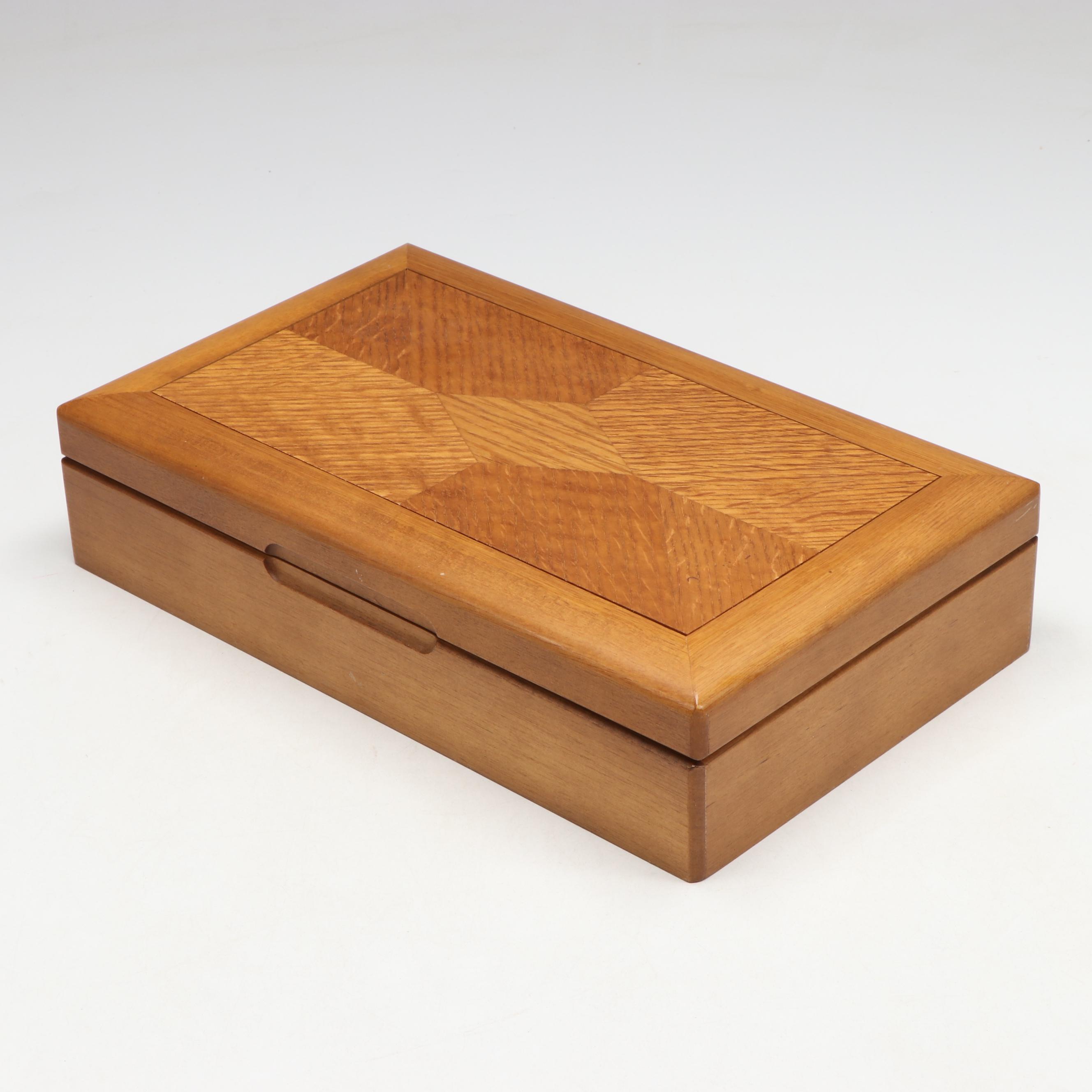 "The Elaine Shops" Handwoven Basket Purse with Jewelry Box and Ceramic Busts