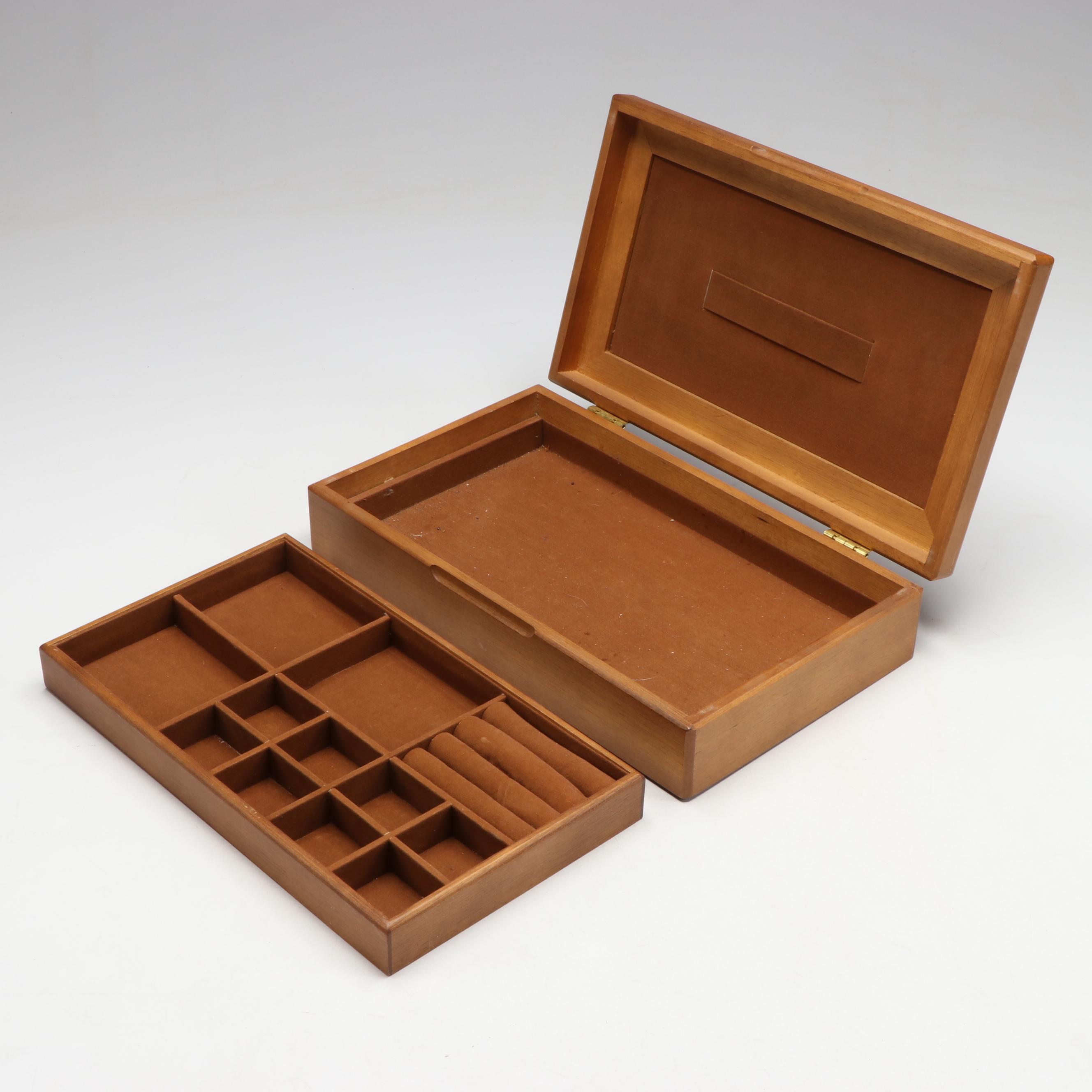 "The Elaine Shops" Handwoven Basket Purse with Jewelry Box and Ceramic Busts