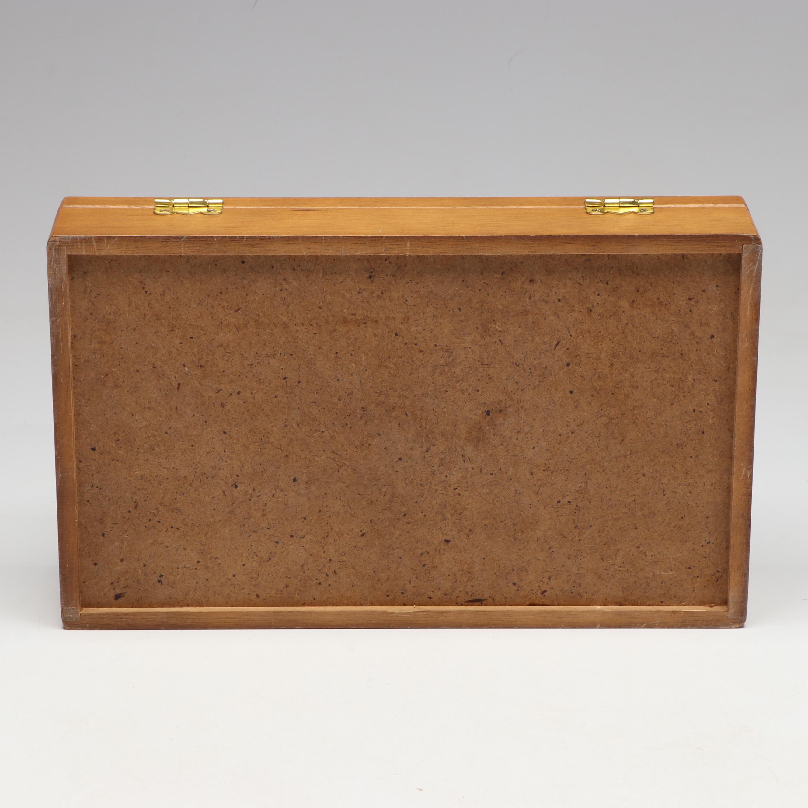 "The Elaine Shops" Handwoven Basket Purse with Jewelry Box and Ceramic Busts