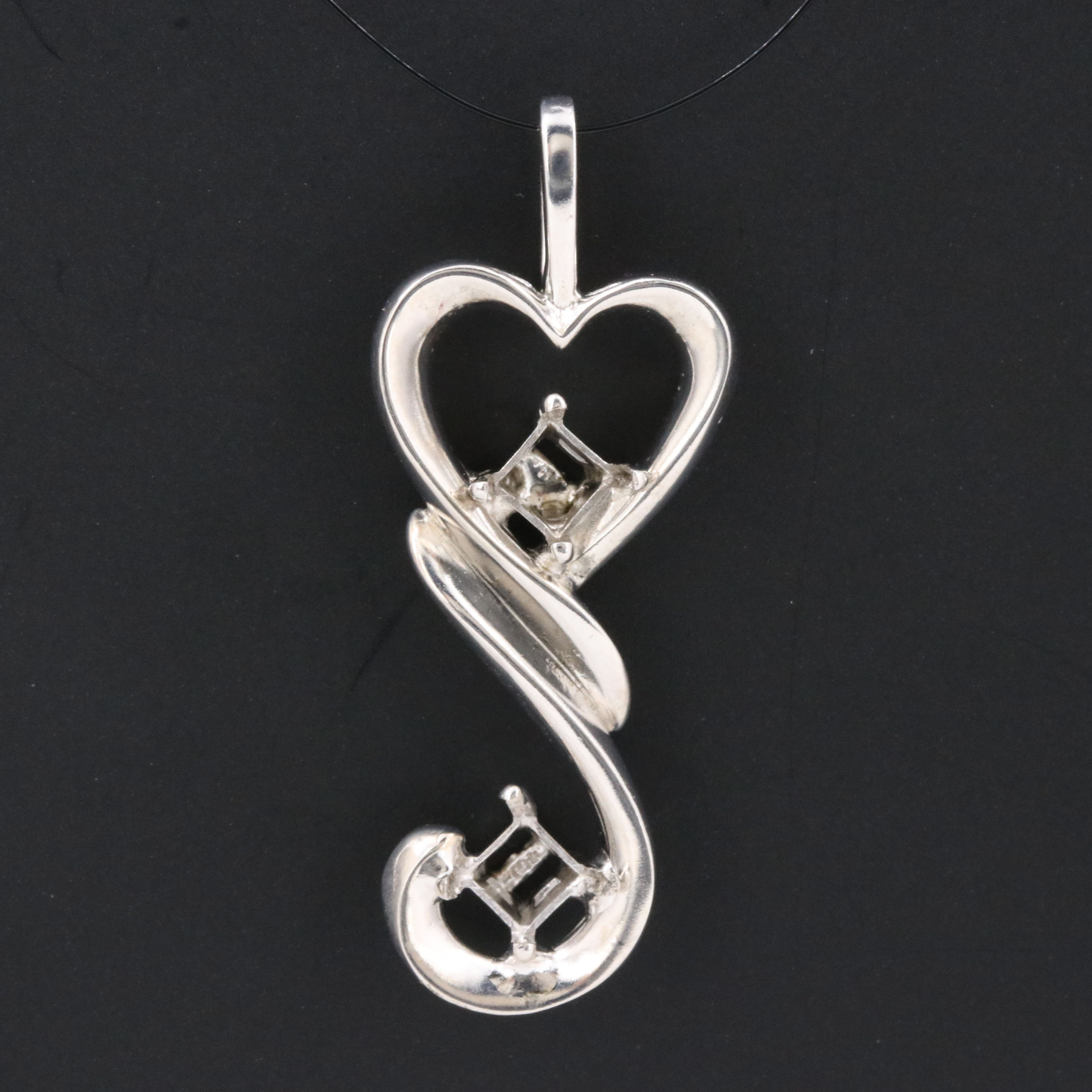 14K Open Mount Pendant