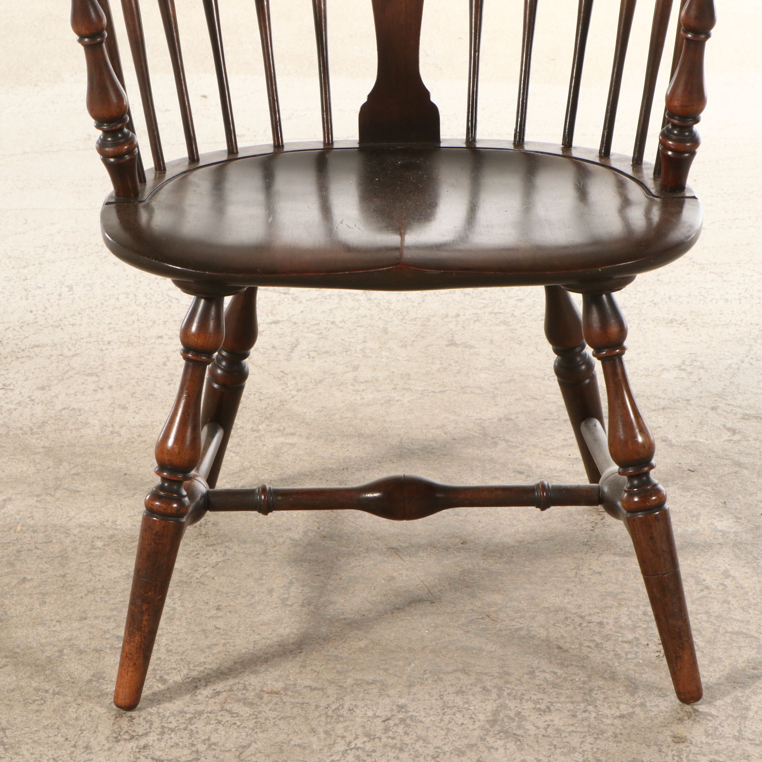 Elm Windsor Armchair