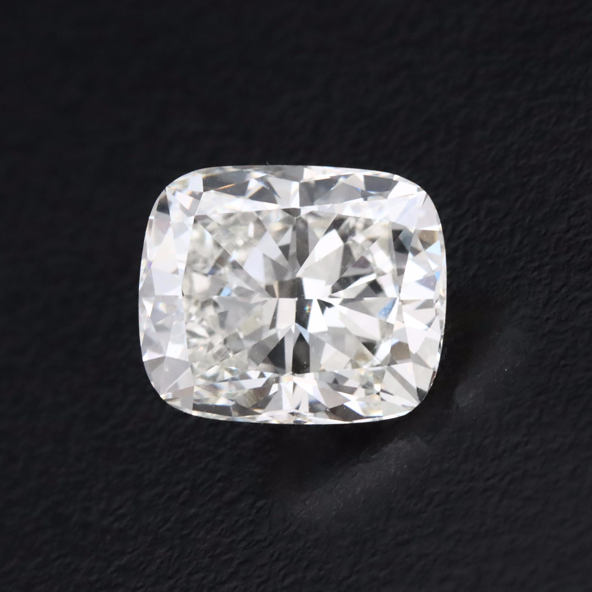 Loose 4.50 CT Lab Grown Diamond with IGI Report