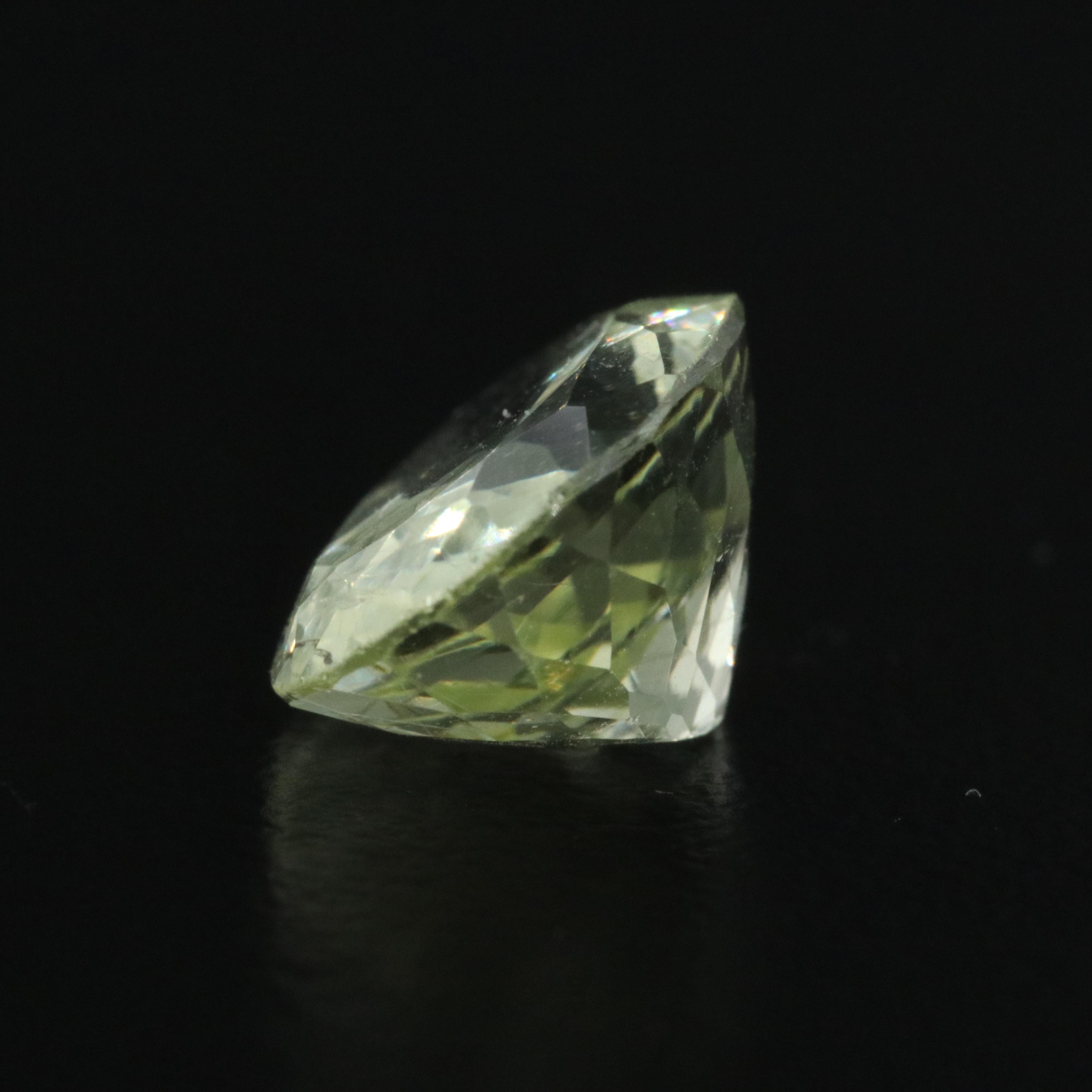 Loose 3.43 CT Green Beryl