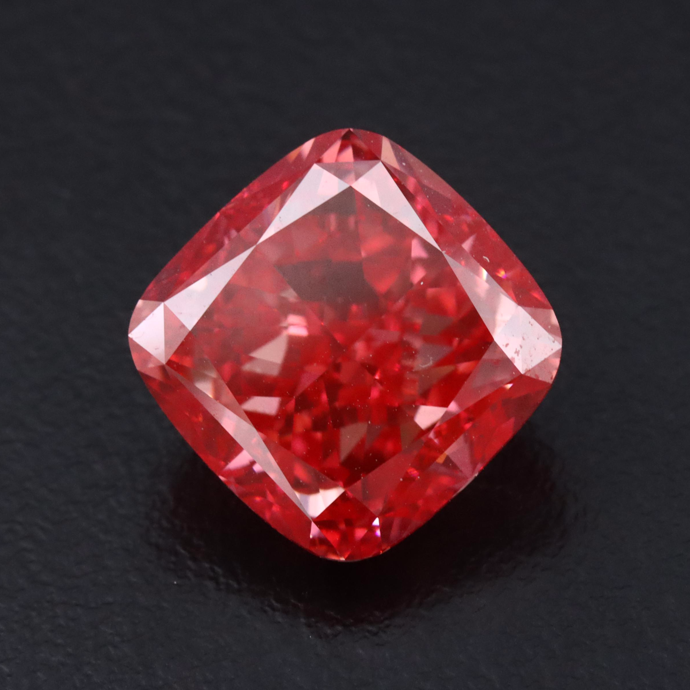 Loose 11.01 CT Fancy Vivid Pink Lab Grown Diamond with IGI Report