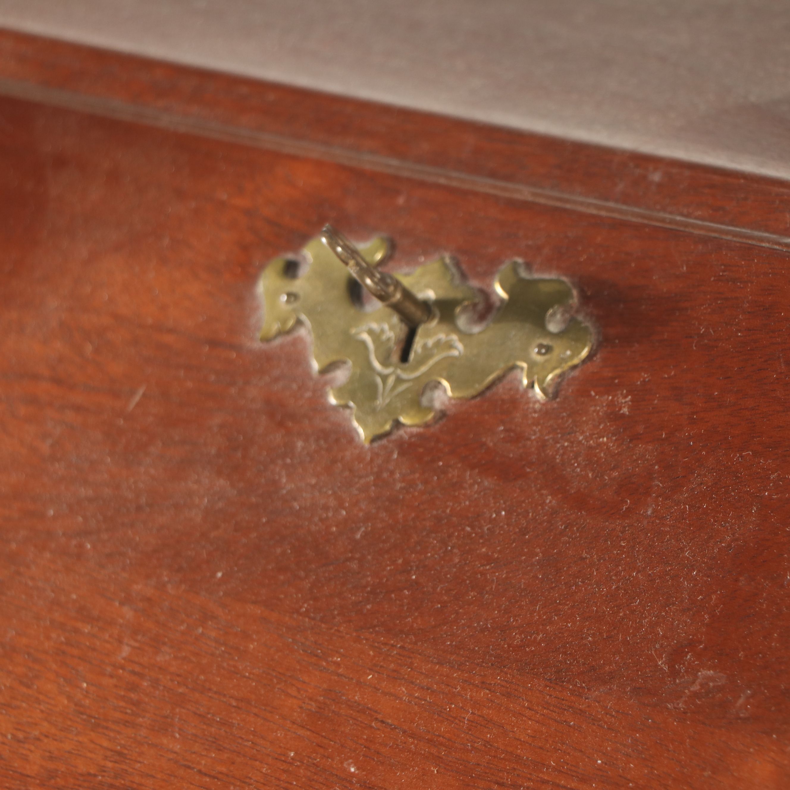 Queen Anne Style Mahogany Slant Front Desk, 20th Century