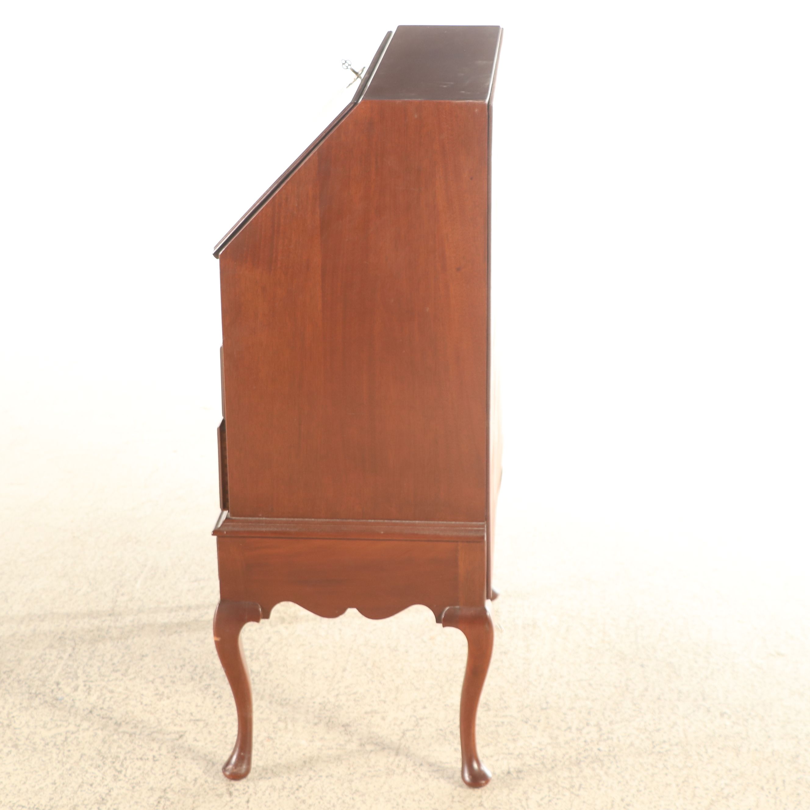Queen Anne Style Mahogany Slant Front Desk, 20th Century