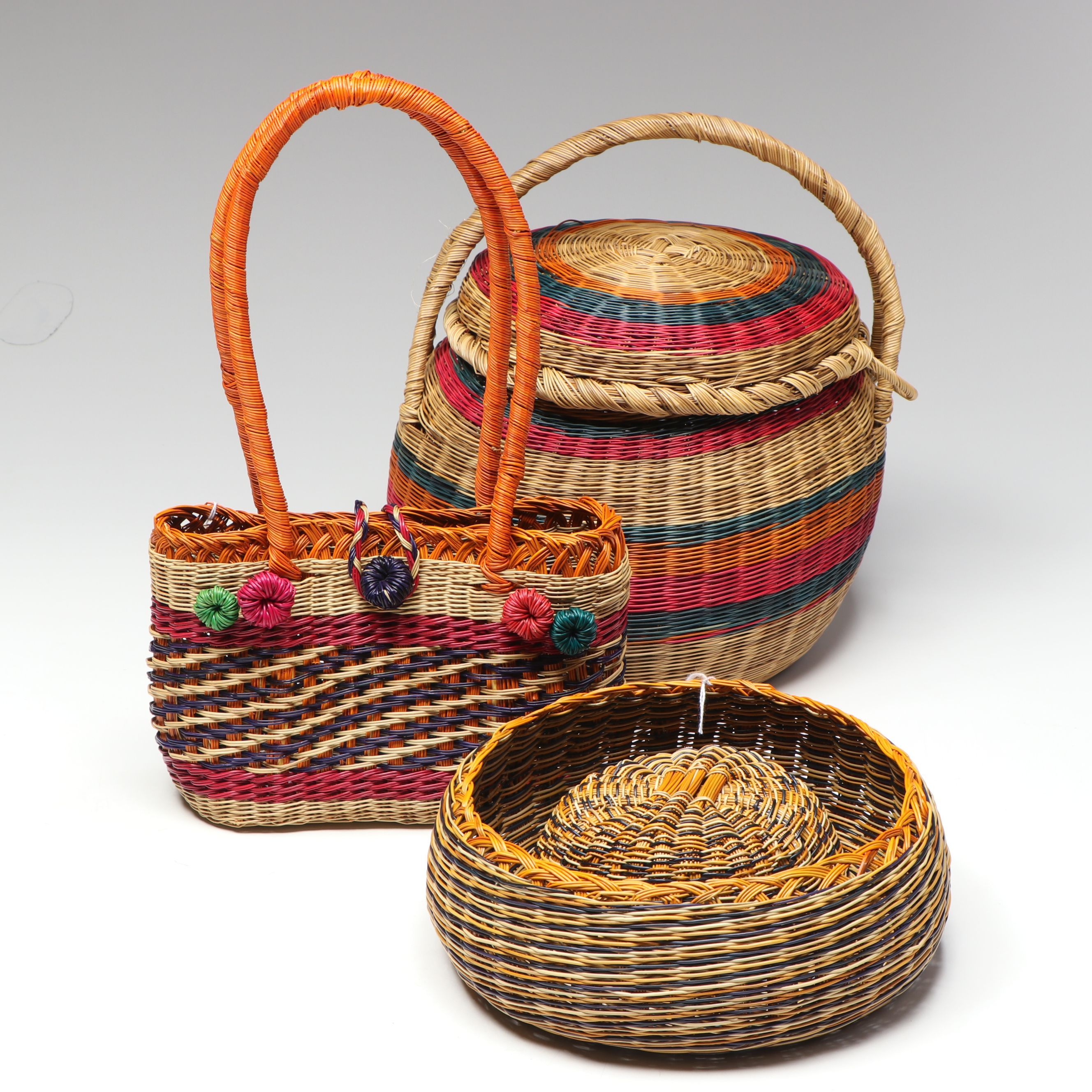 Colombian Esparto Grass Purse and Baskets
