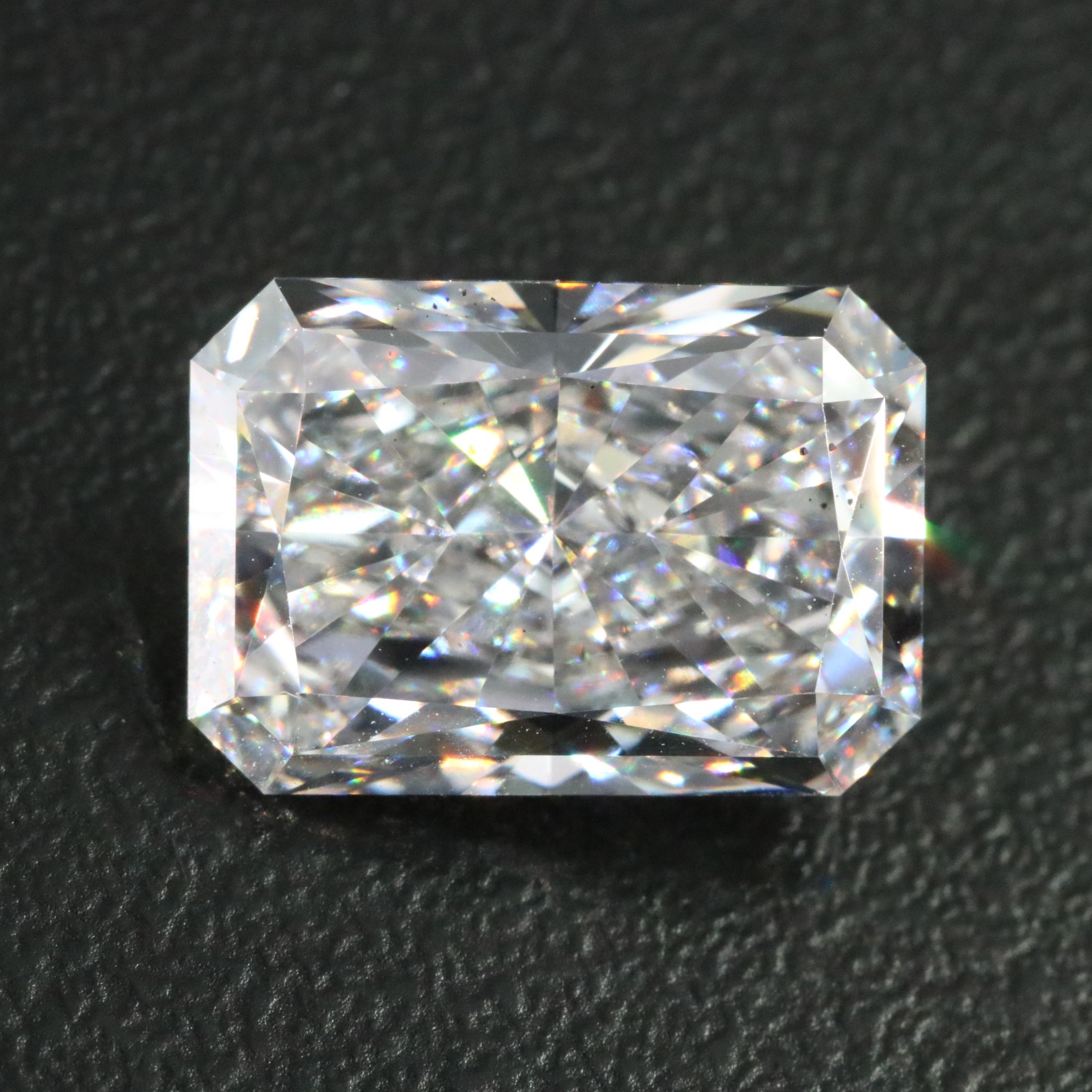 Loose 5.07 CT Lab Grown Diamond with IGI Report