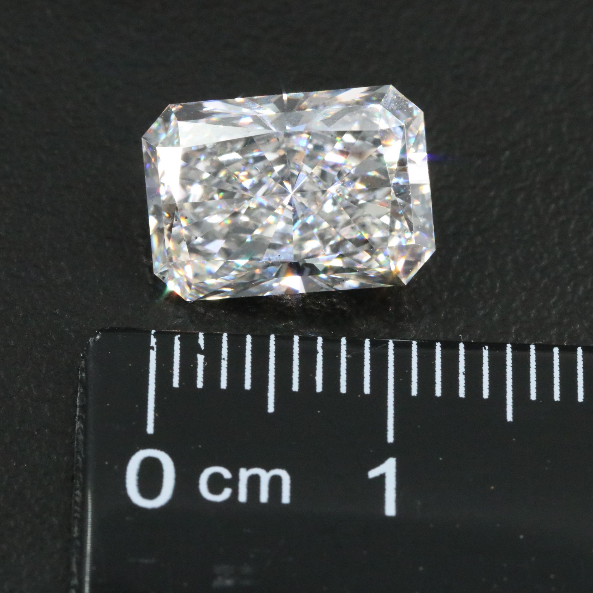 Loose 5.07 CT Lab Grown Diamond with IGI Report