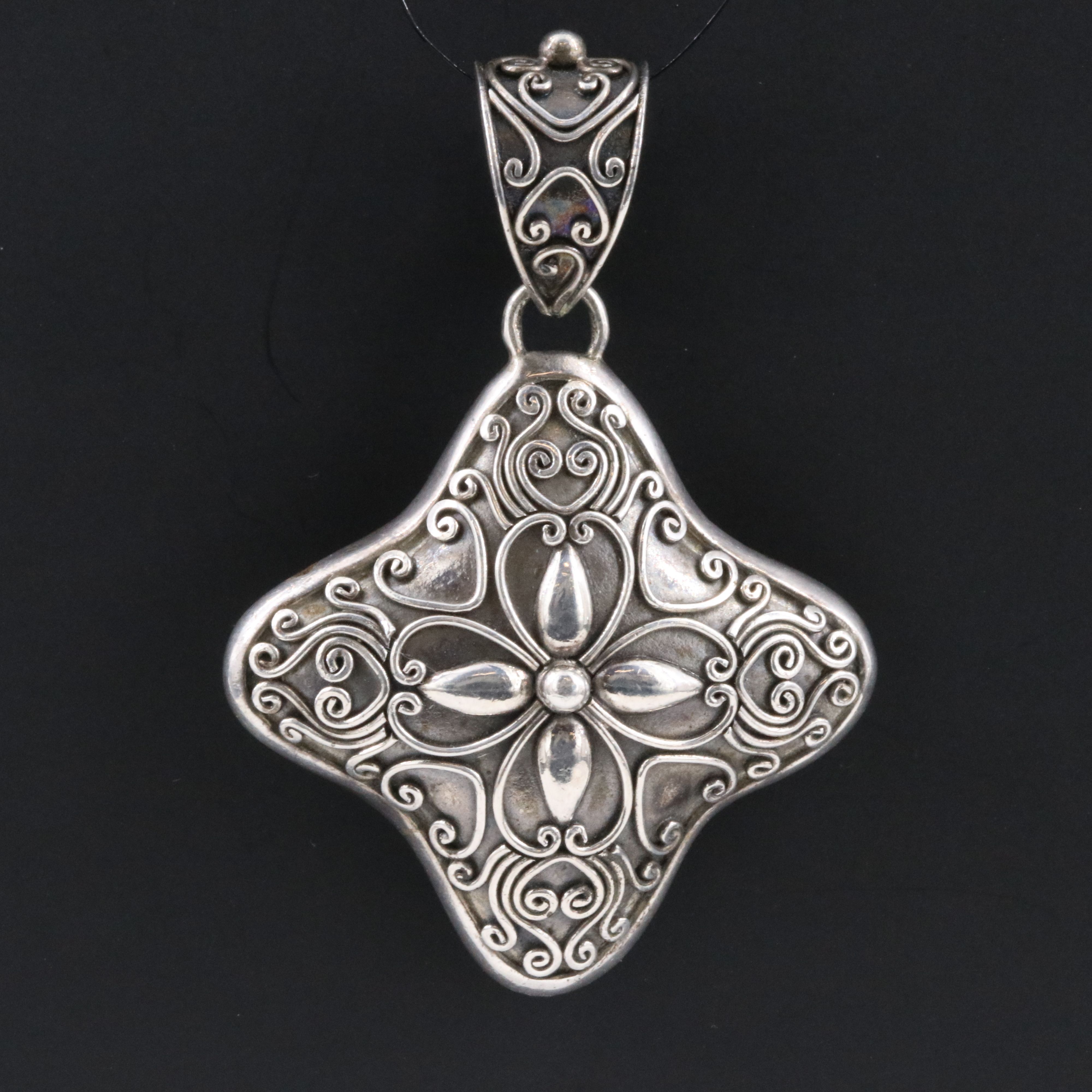 Sterling Quatrfoil Pendant with Wire Overlay