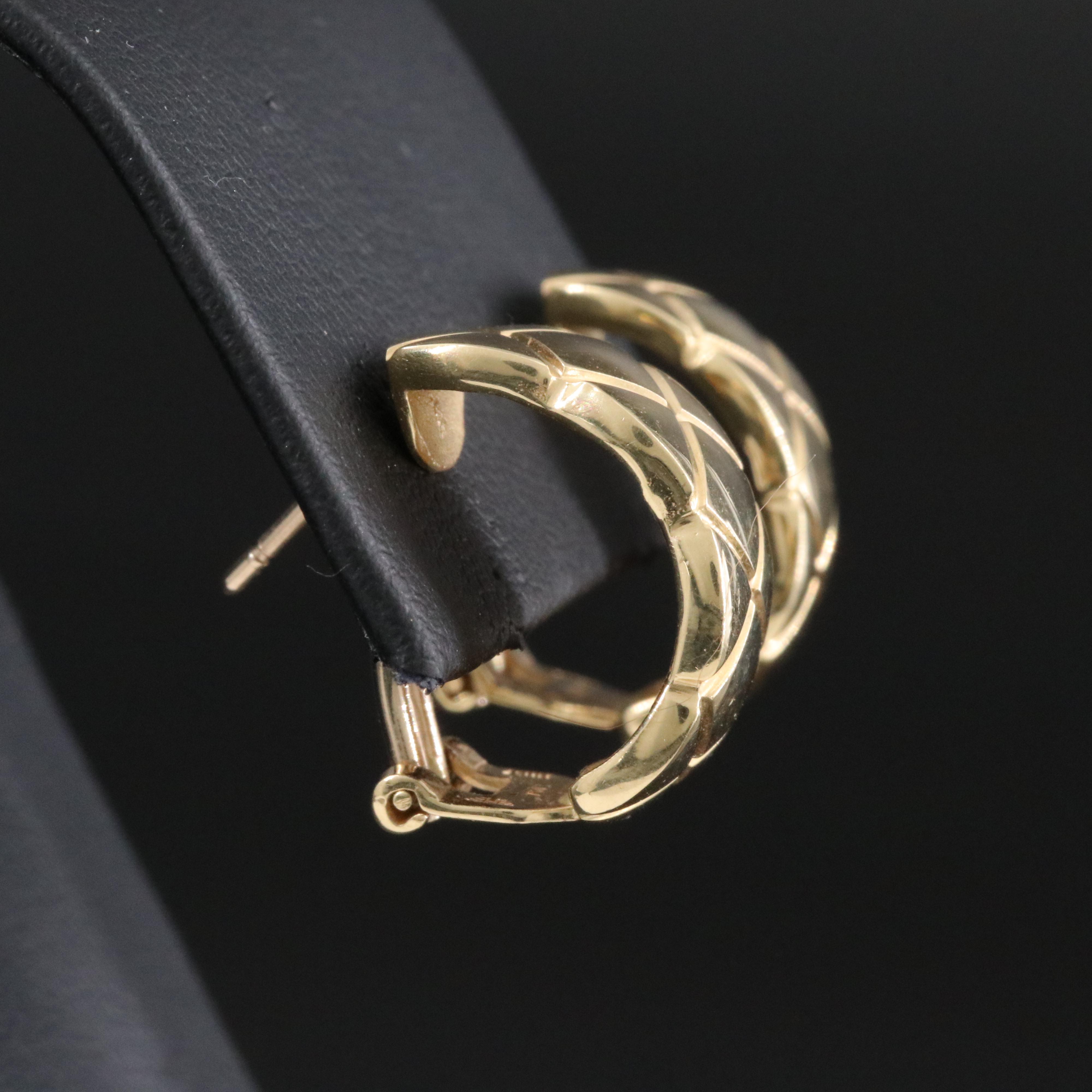 18K Quilted J Hoop Earrings