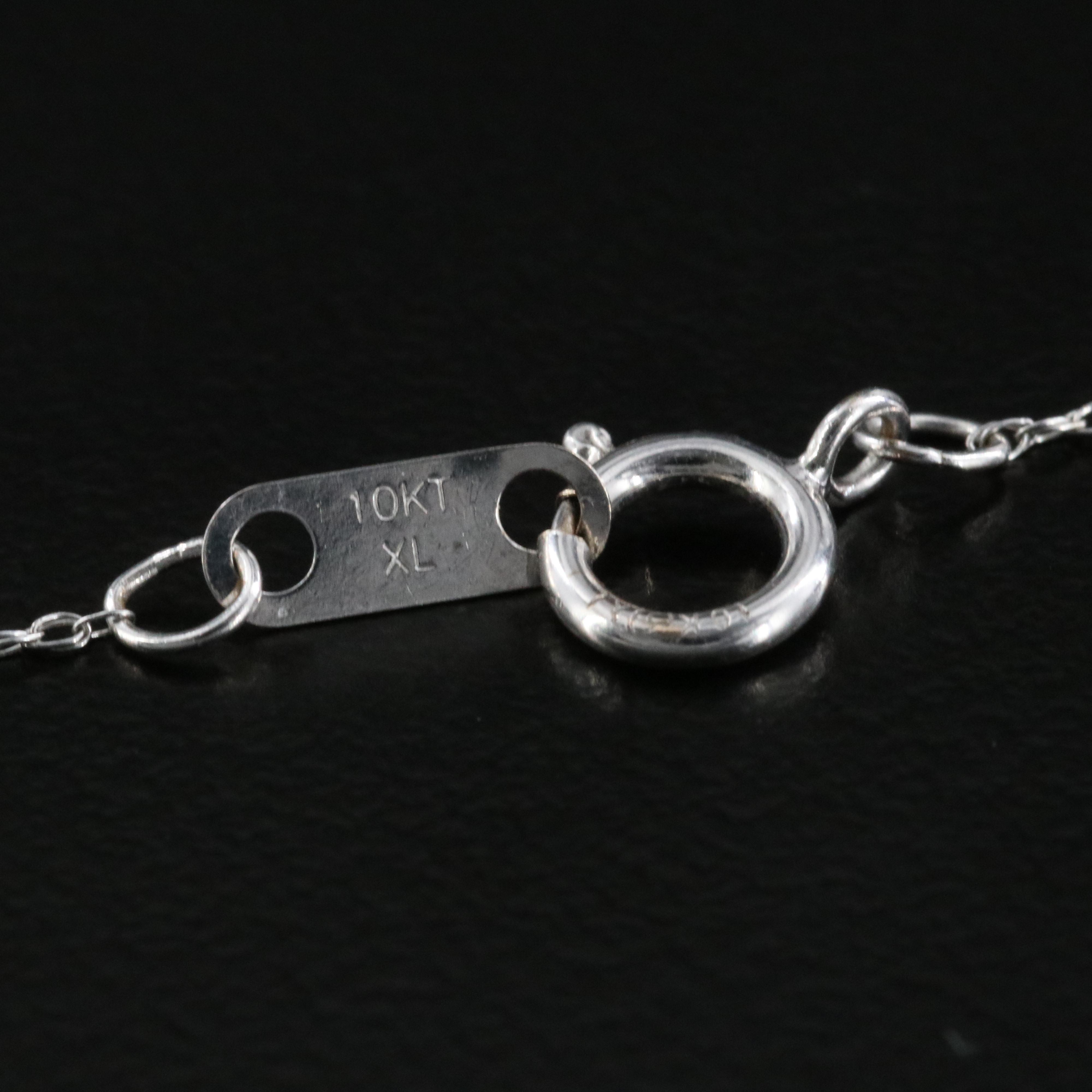 10K 0.31 CTW Diamond Pendant Necklace