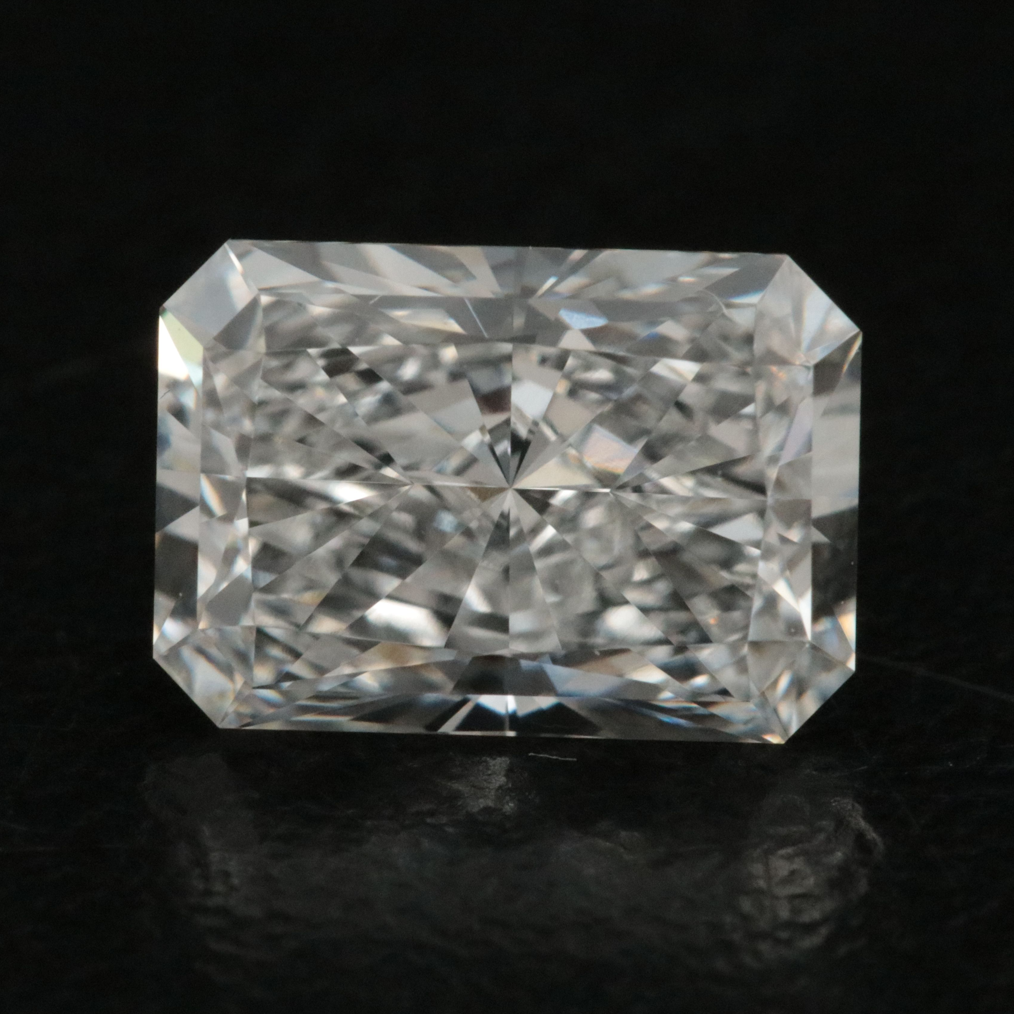 Loose 1.85 CT Lab Grown Diamond with IGI Report