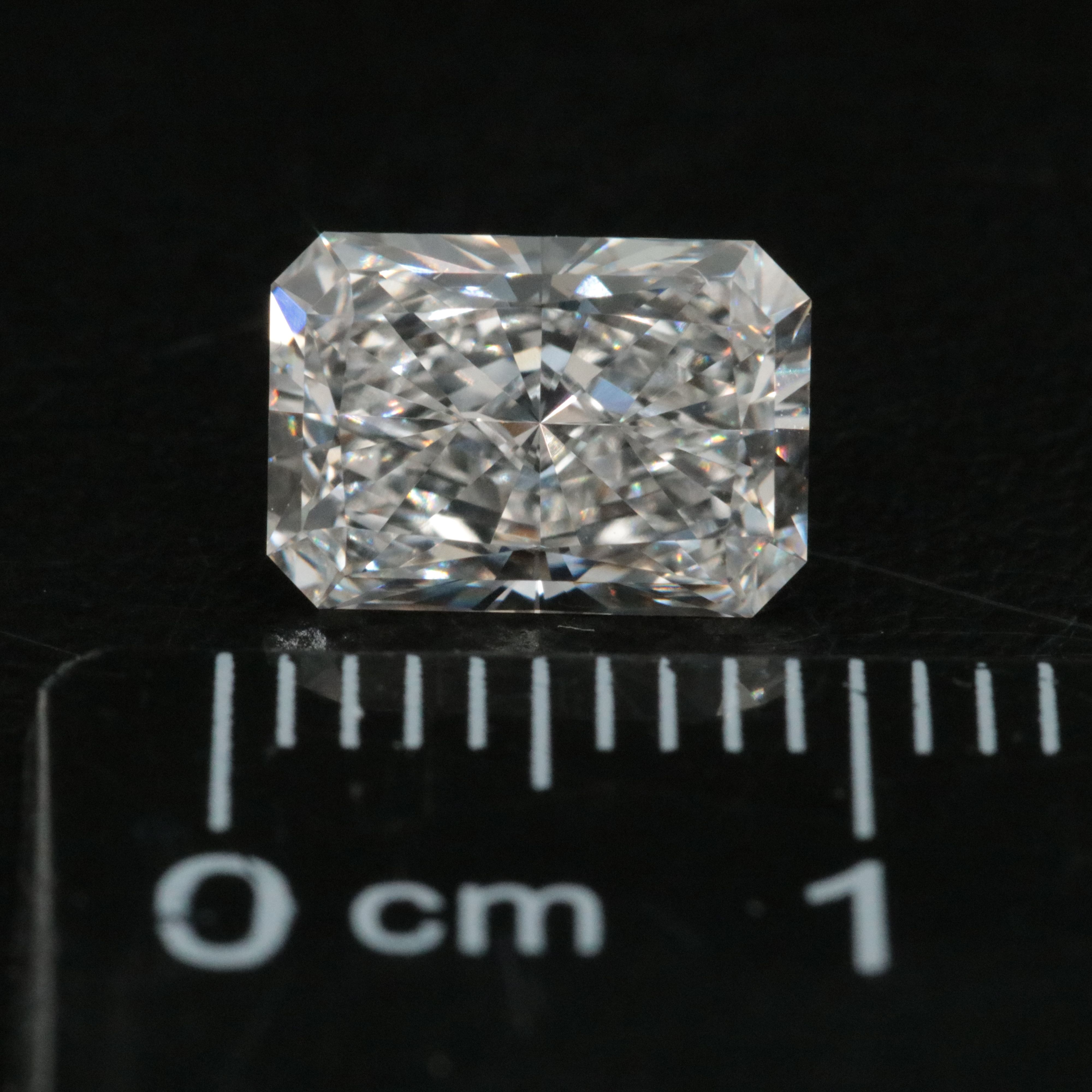 Loose 1.85 CT Lab Grown Diamond with IGI Report