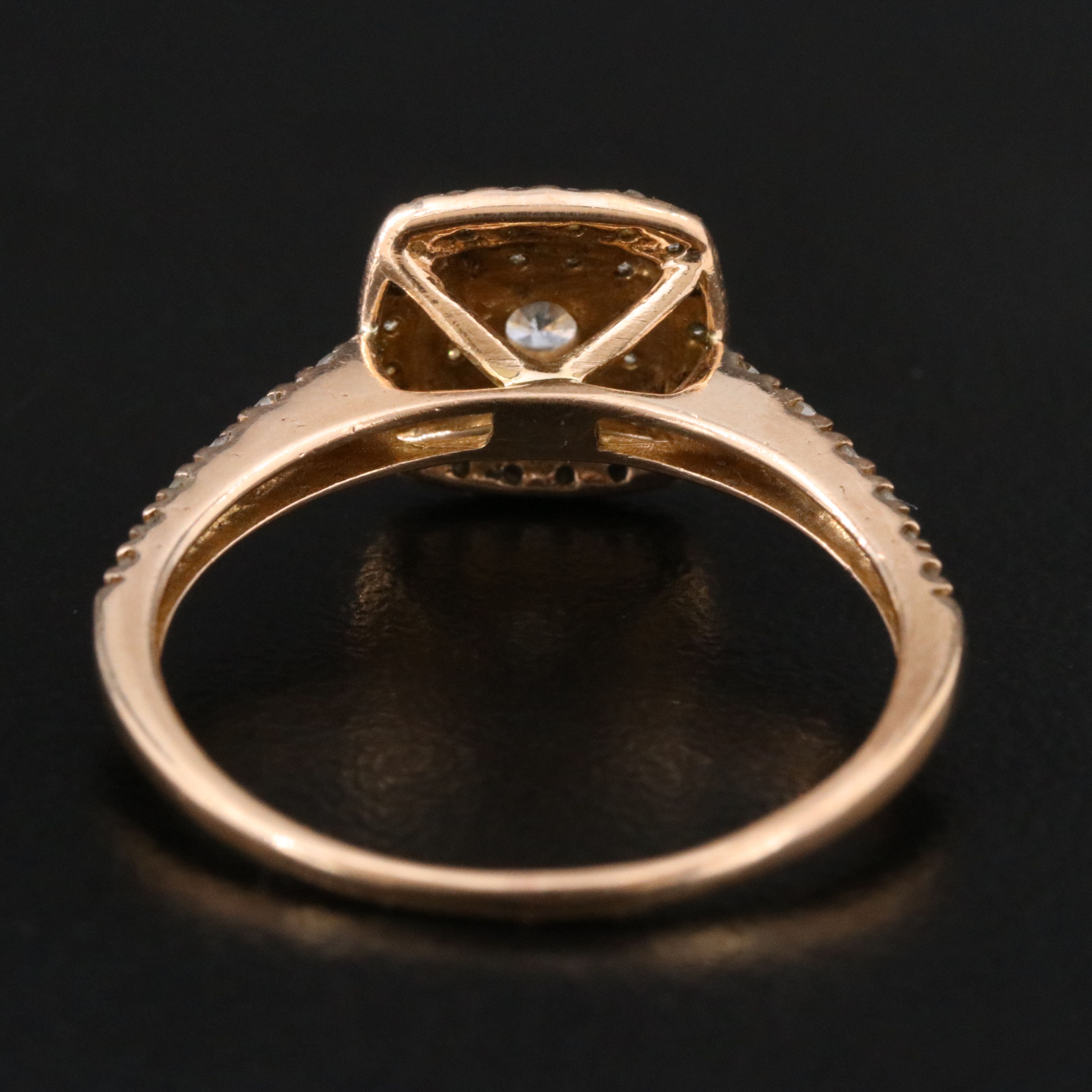 10K Rose Gold 0.75 CTW Diamond Ring