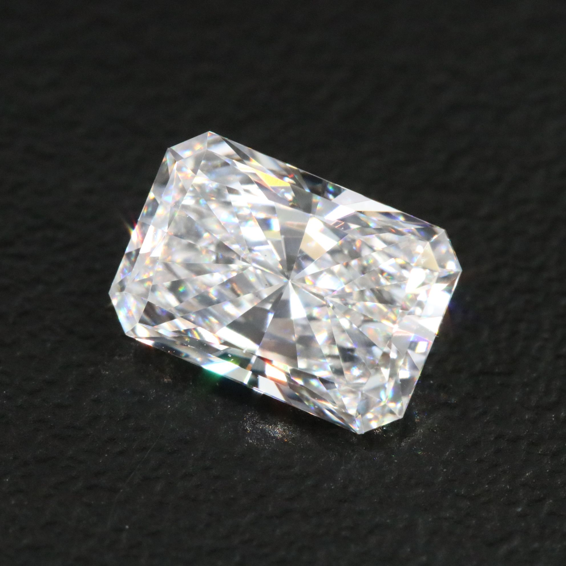 Loose 1.43 CT Lab Grown Diamond with IGI Report