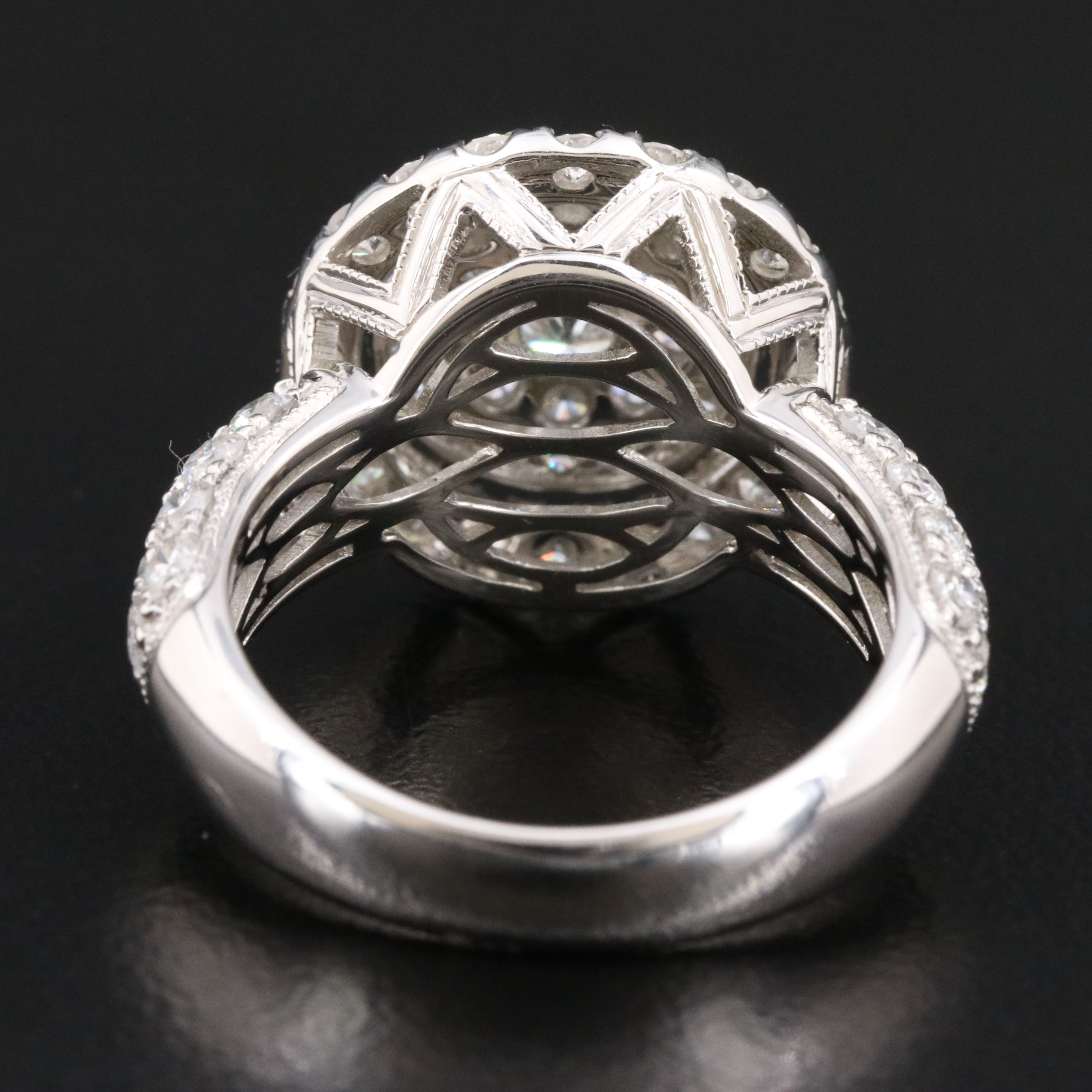 14K 1.96 CTW Diamond Circle Cluster Ring