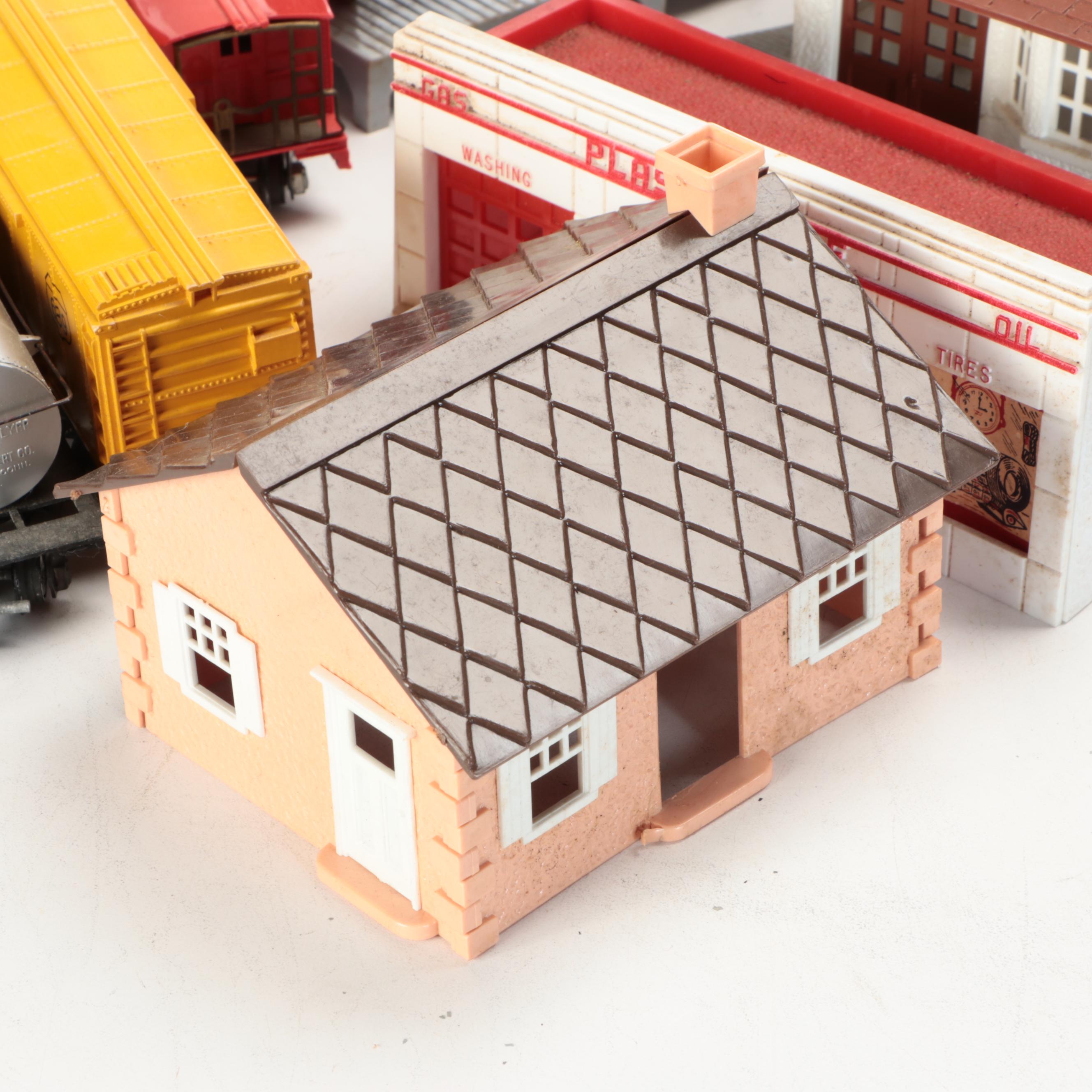 American Flyer Locomotive with Train Cars, Buildings and Accessories