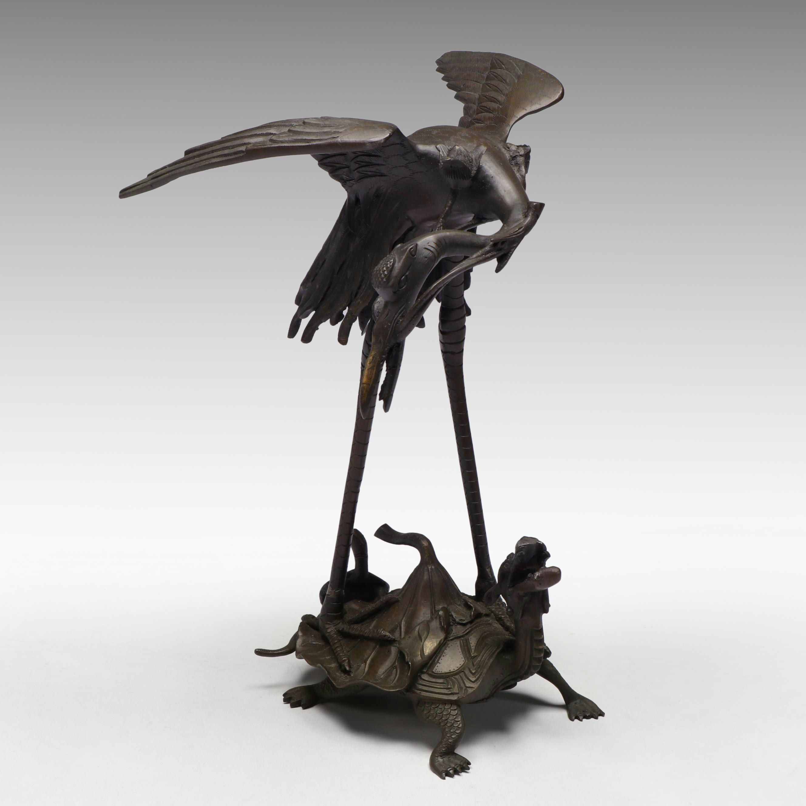 Chinese Crane on Lóngguī Bronze Sculpture