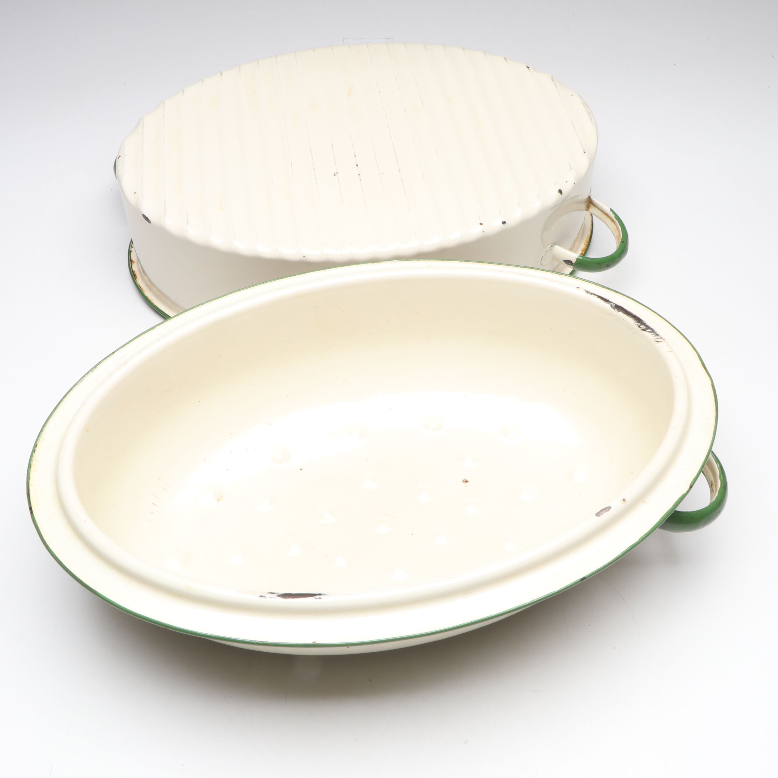 Art Deco Enameled Roasting Pan, Early to Mid-20th Century