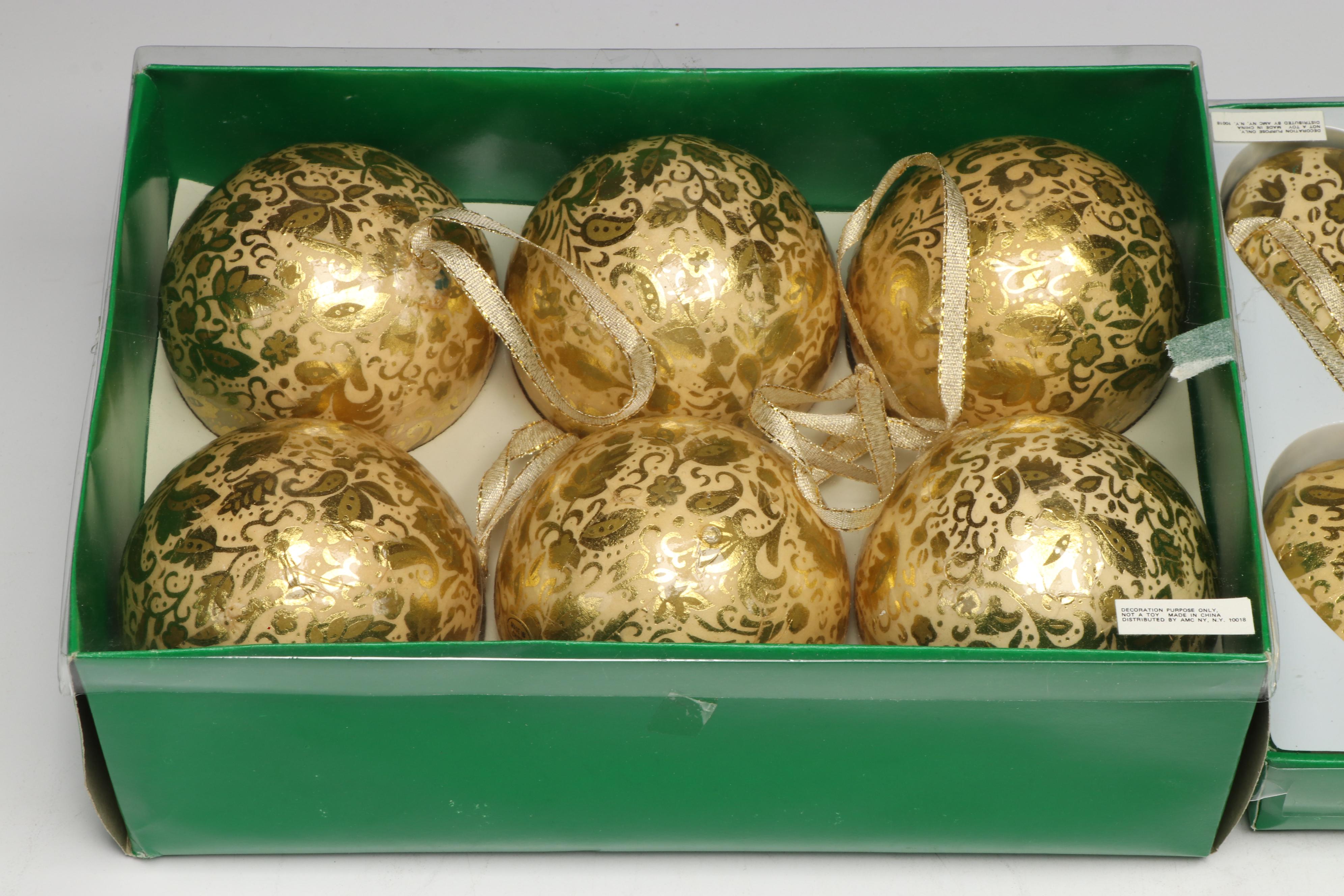 White House Annual with Lenox and Other Christmas Ornaments