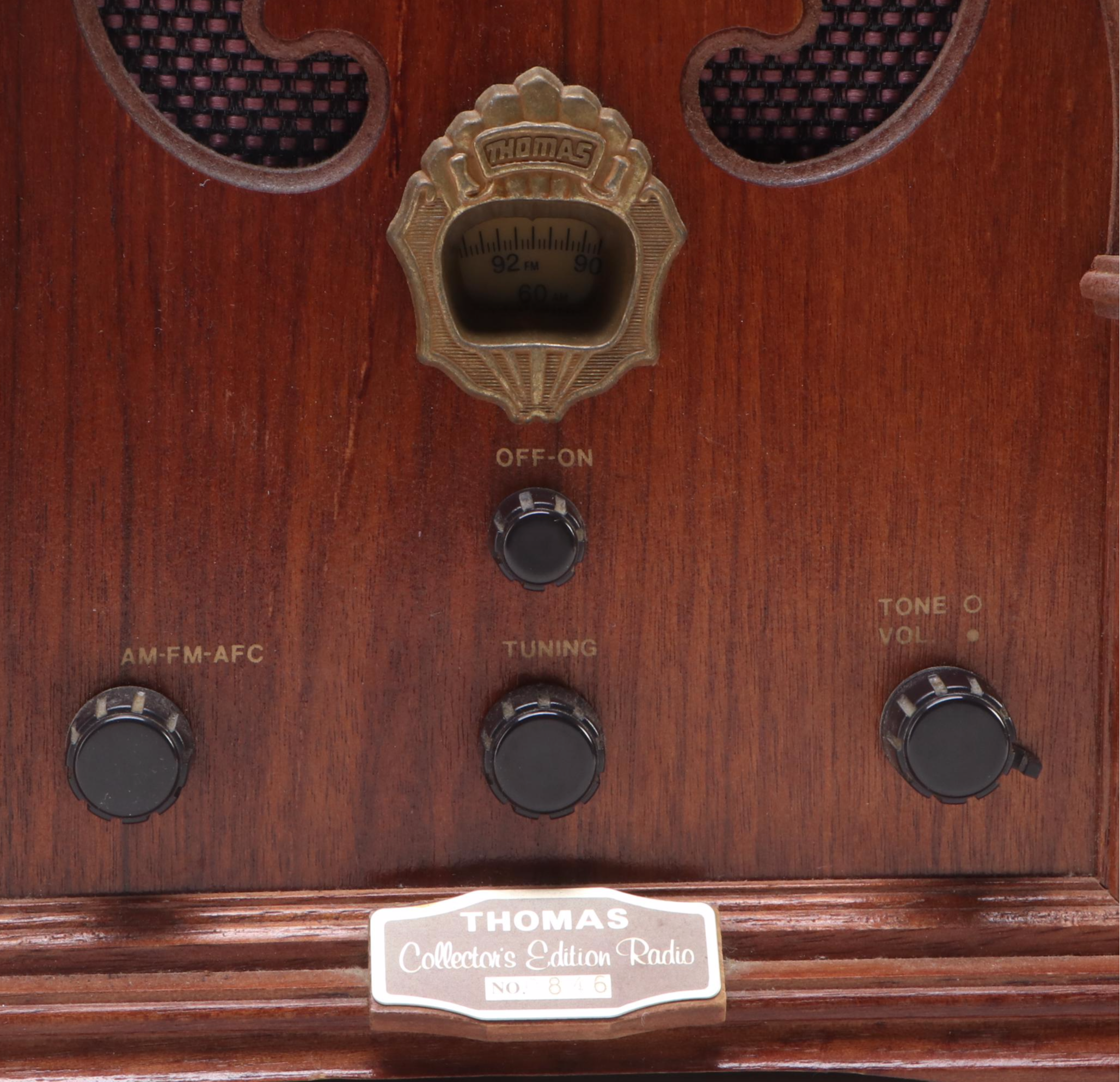 Thomas Model BD-109 Collector's Edition Wood Veneer Radio, 1980s