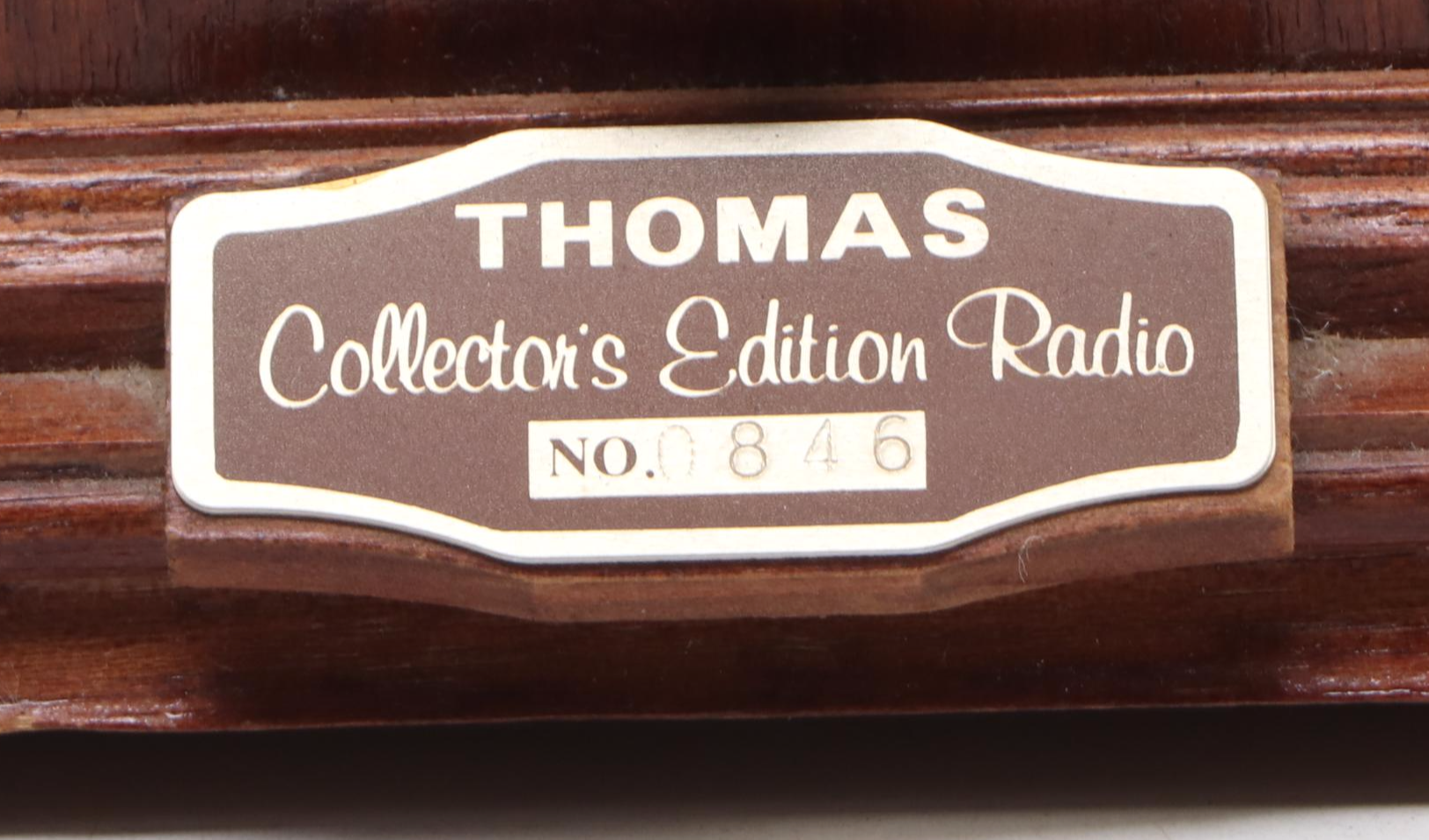 Thomas Model BD-109 Collector's Edition Wood Veneer Radio, 1980s