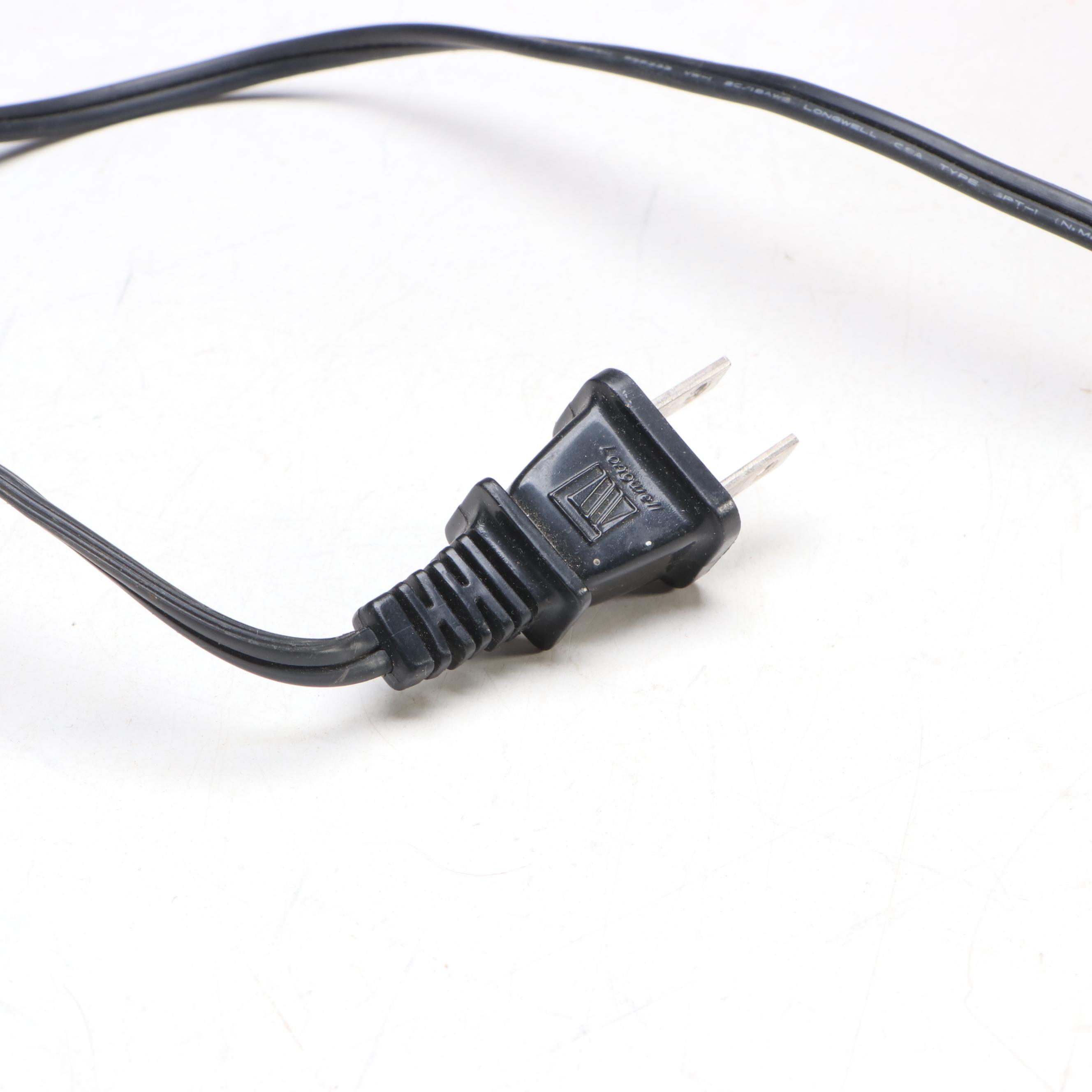 Thomas Model BD-109 Collector's Edition Wood Veneer Radio, 1980s