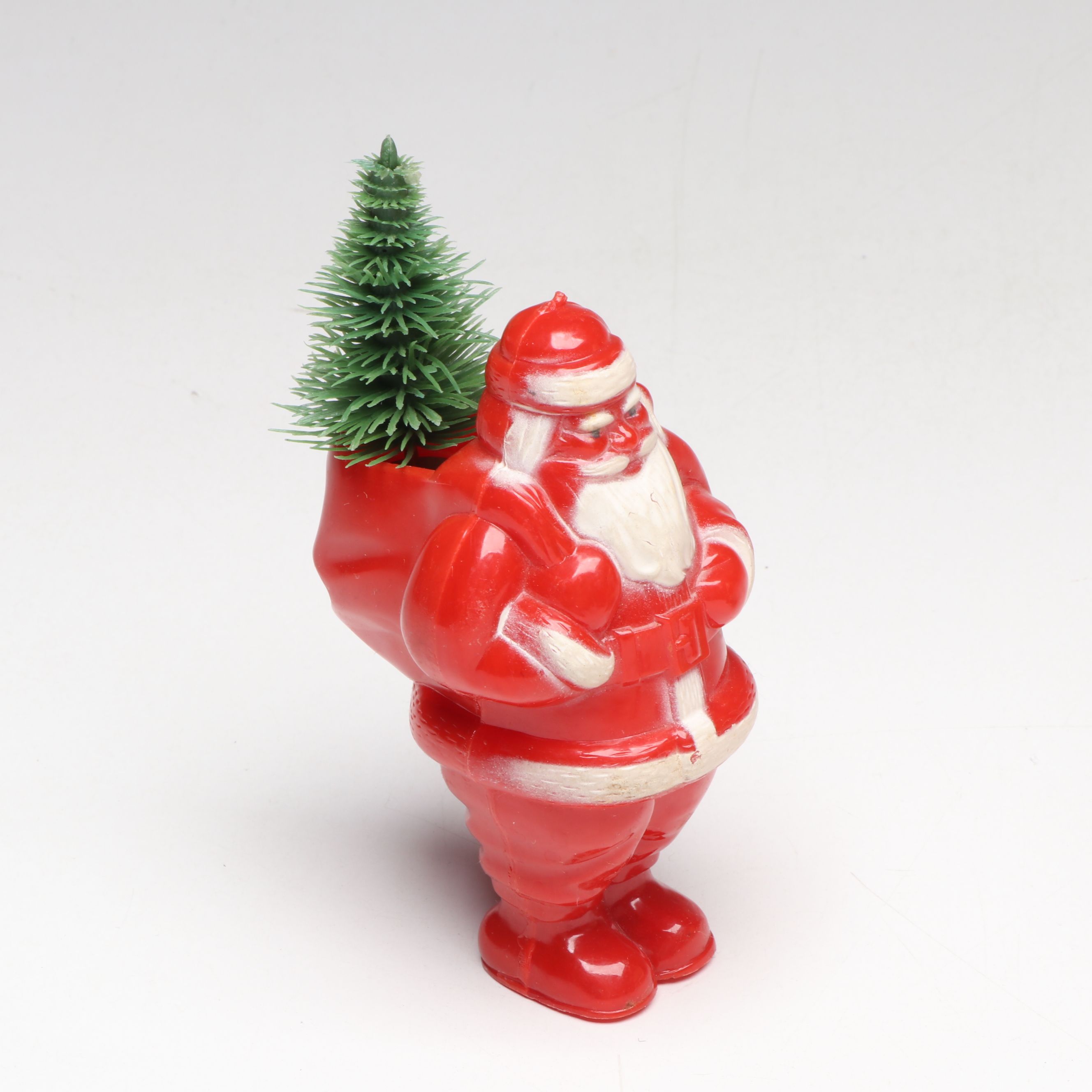 Santa Claus and Reindeer Figurines with More Vintage Christmas Décor