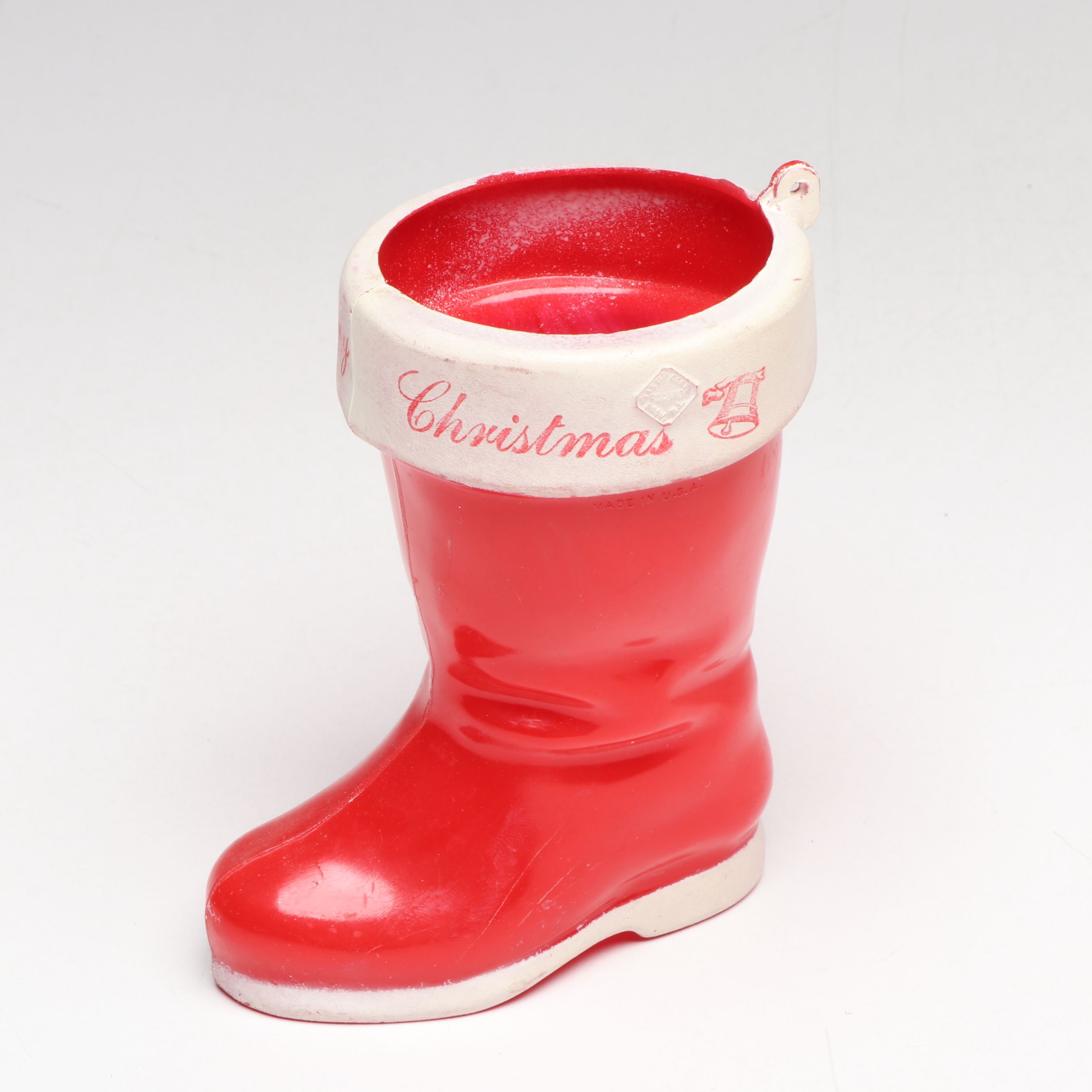 Santa Claus and Reindeer Figurines with More Vintage Christmas Décor