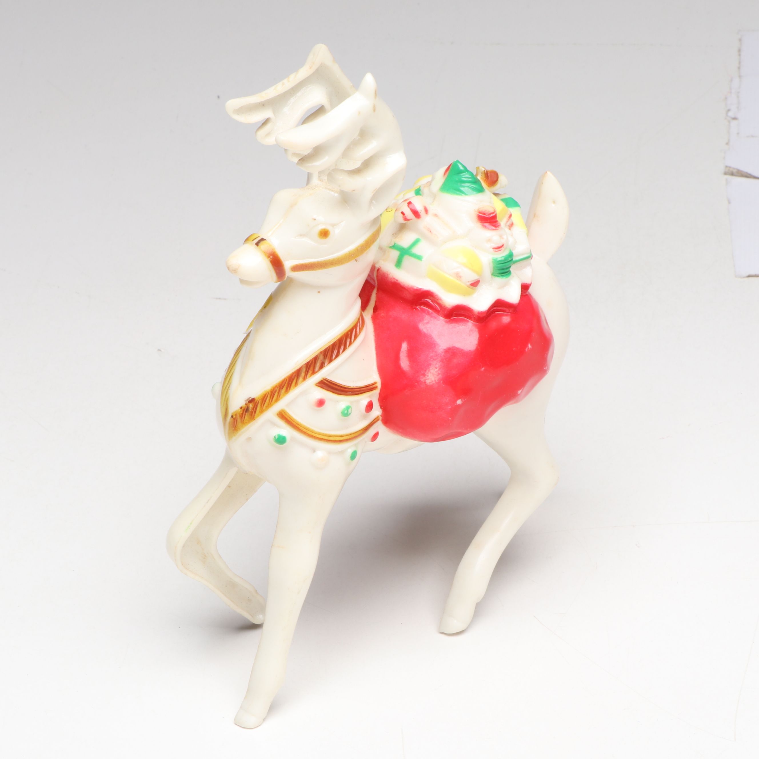 Santa Claus and Reindeer Figurines with More Vintage Christmas Décor