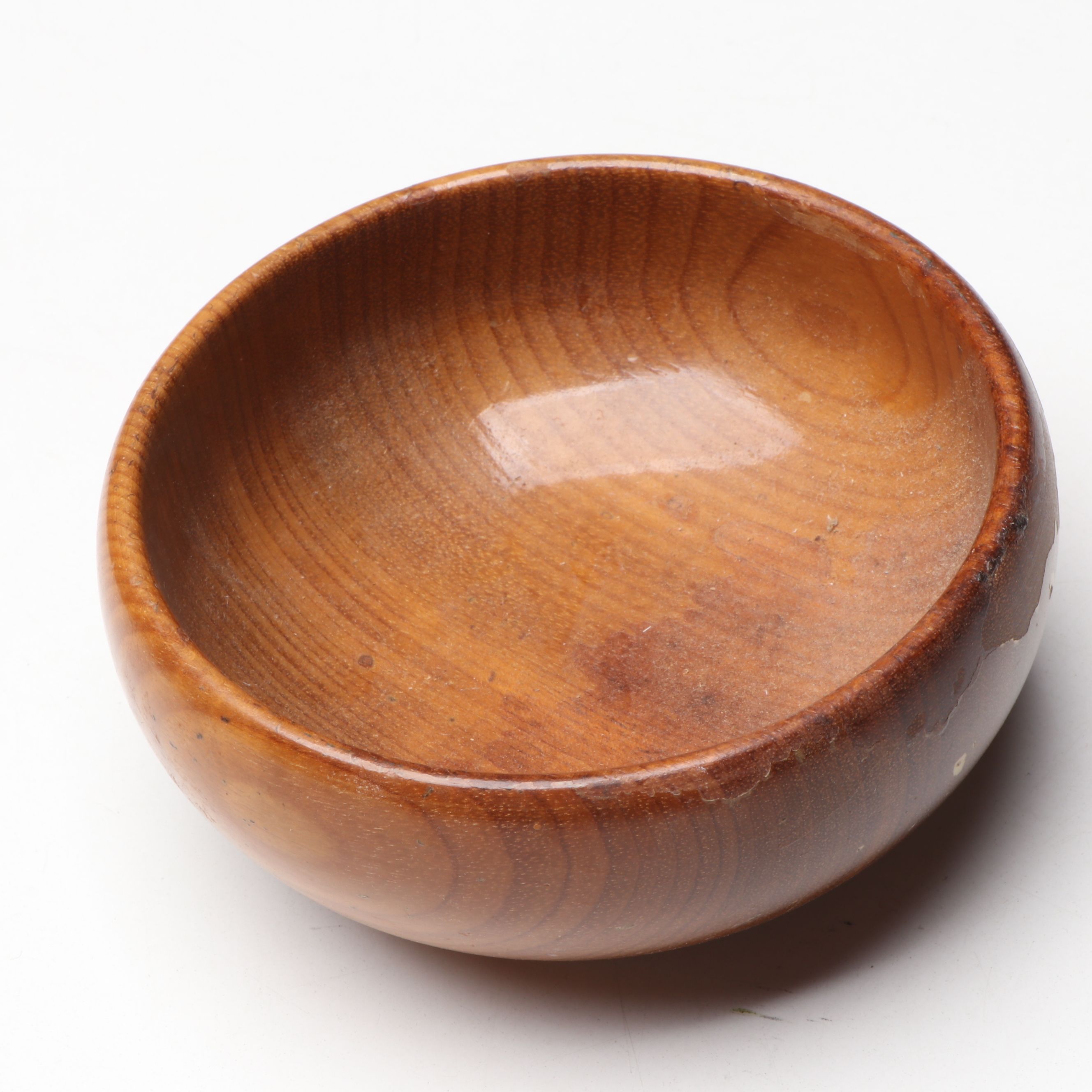 Hand-Turned Wood Bowls and Table Accessories