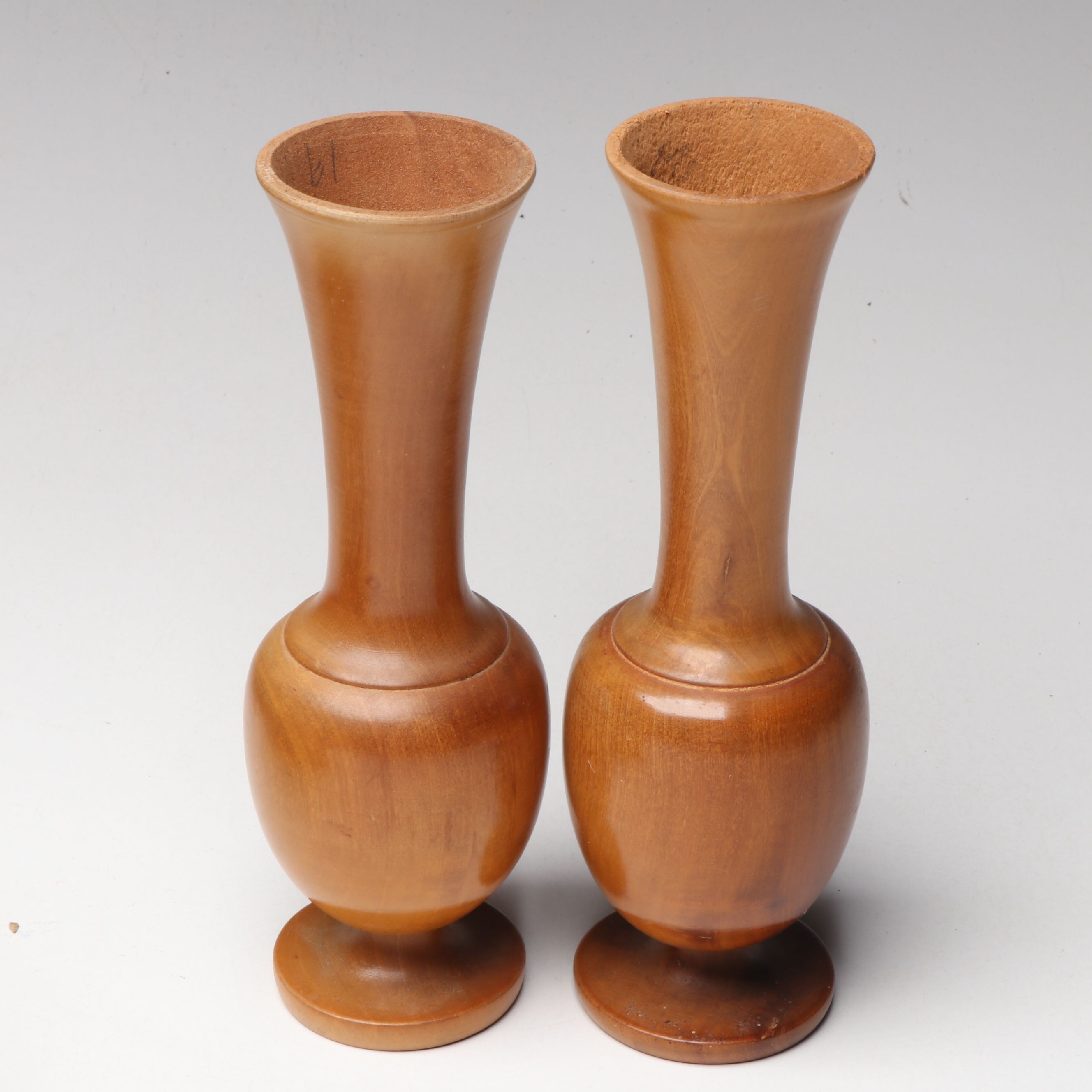 Hand-Turned Wood Bowls and Table Accessories