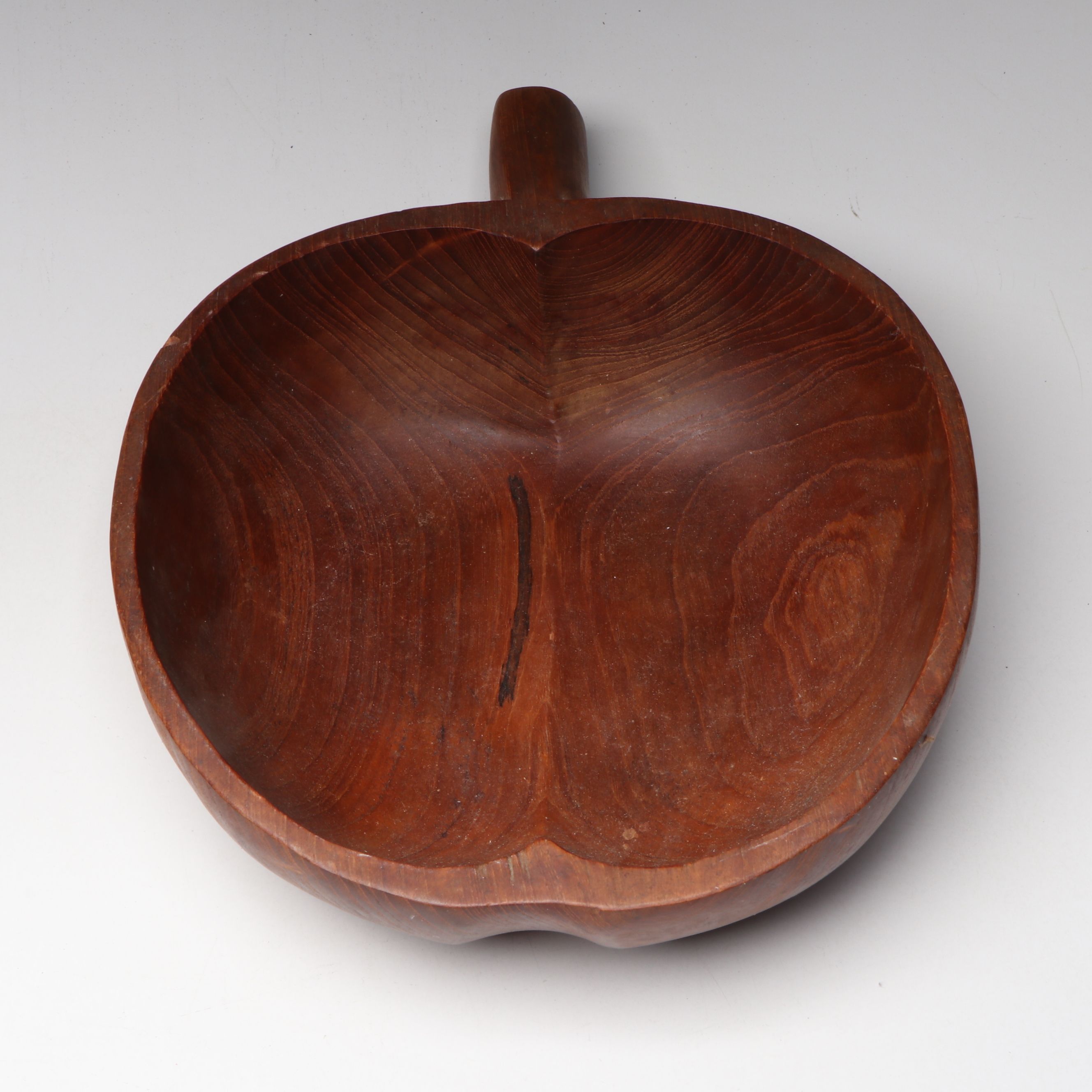 Hand-Turned Wood Bowls and Table Accessories