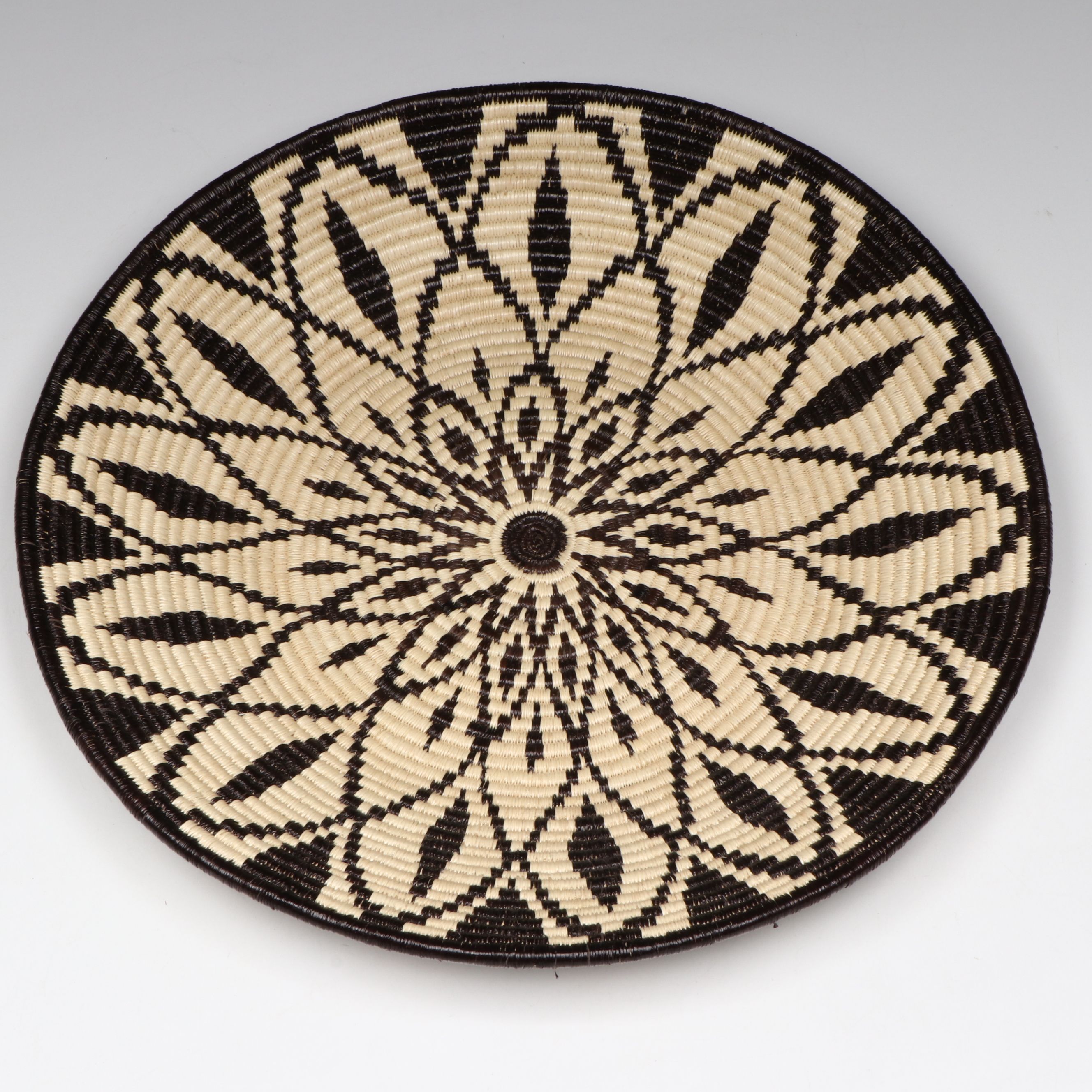 Panamanian Emberá-Wounaan Peoples Chunga Fiber and Black Palm Baskets