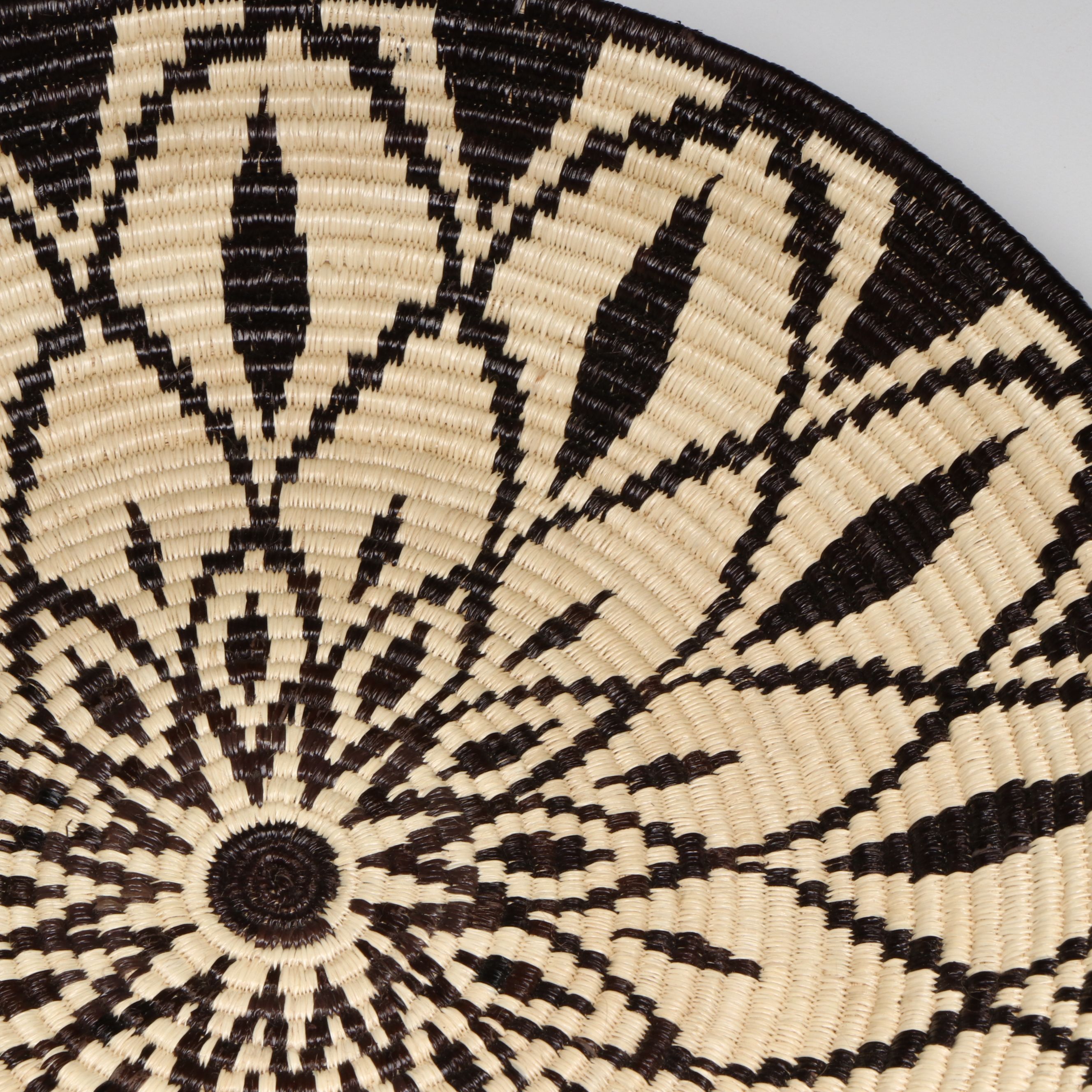 Panamanian Emberá-Wounaan Peoples Chunga Fiber and Black Palm Baskets