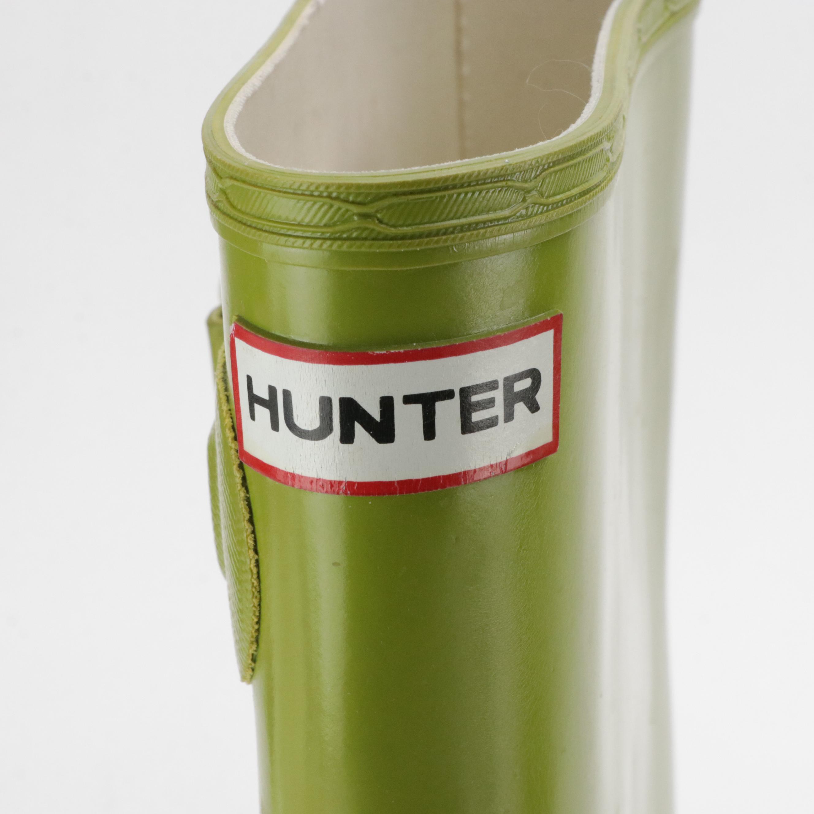 Hunter Original Tall Light Olive Gloss Rain Boots with Fleece Boot Socks